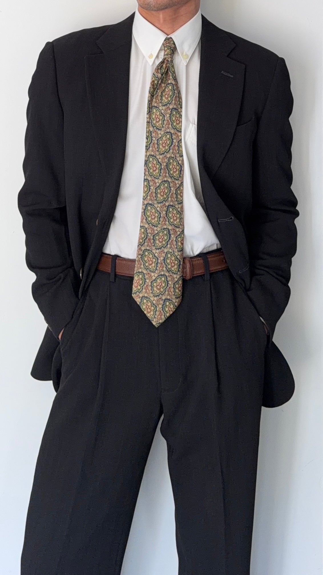 Armani 1990s 2B Textured Herringbone Wool Pleated Black Suit - Size S Jacket / 30" Waist
