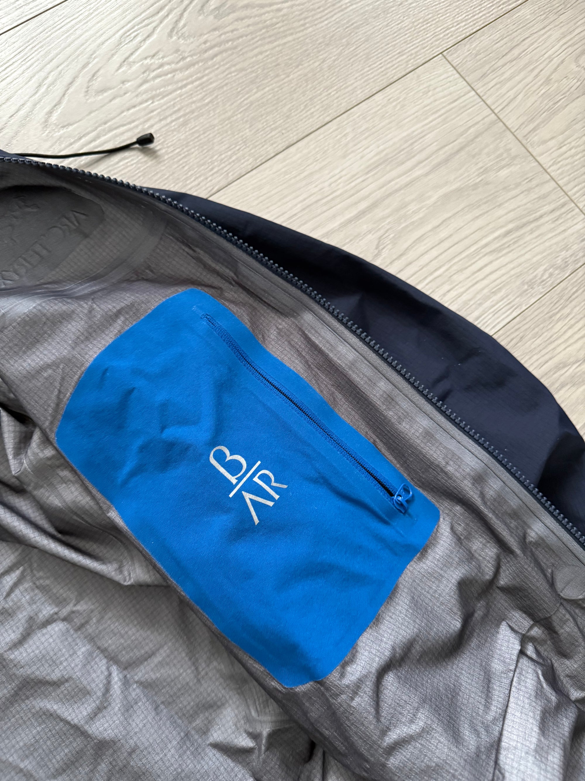 Arc'teryx Beta AR Gore-Tex Pro 2019 Shell Jacket - Size M