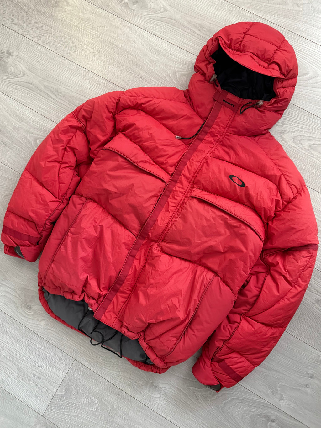 Oakley AW06 Goose Down Red Technical Puffer Jacket - Size M