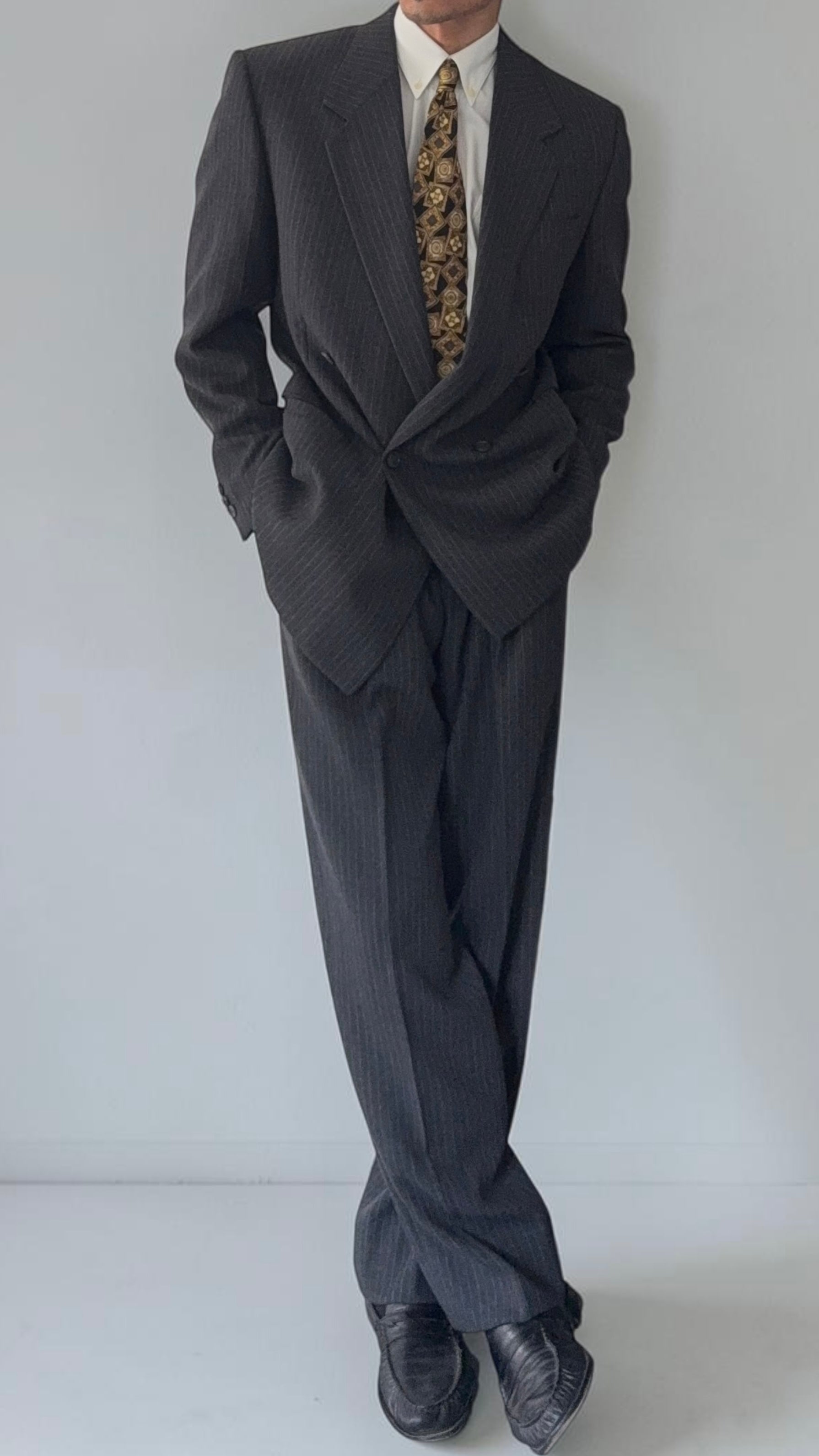 Versace 1980s Notch Lapel Double Breasted Pleated Wool Pinstriped Suit Grey - Size M Jacket / 32" Waist