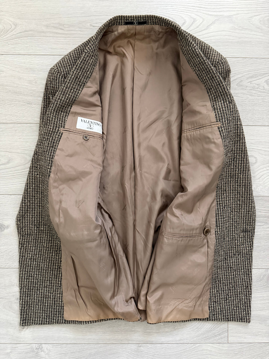 Valentino 1980s Peaked Lapel Double Breasted Textured Wool Sport Jacket Blazer - Size M