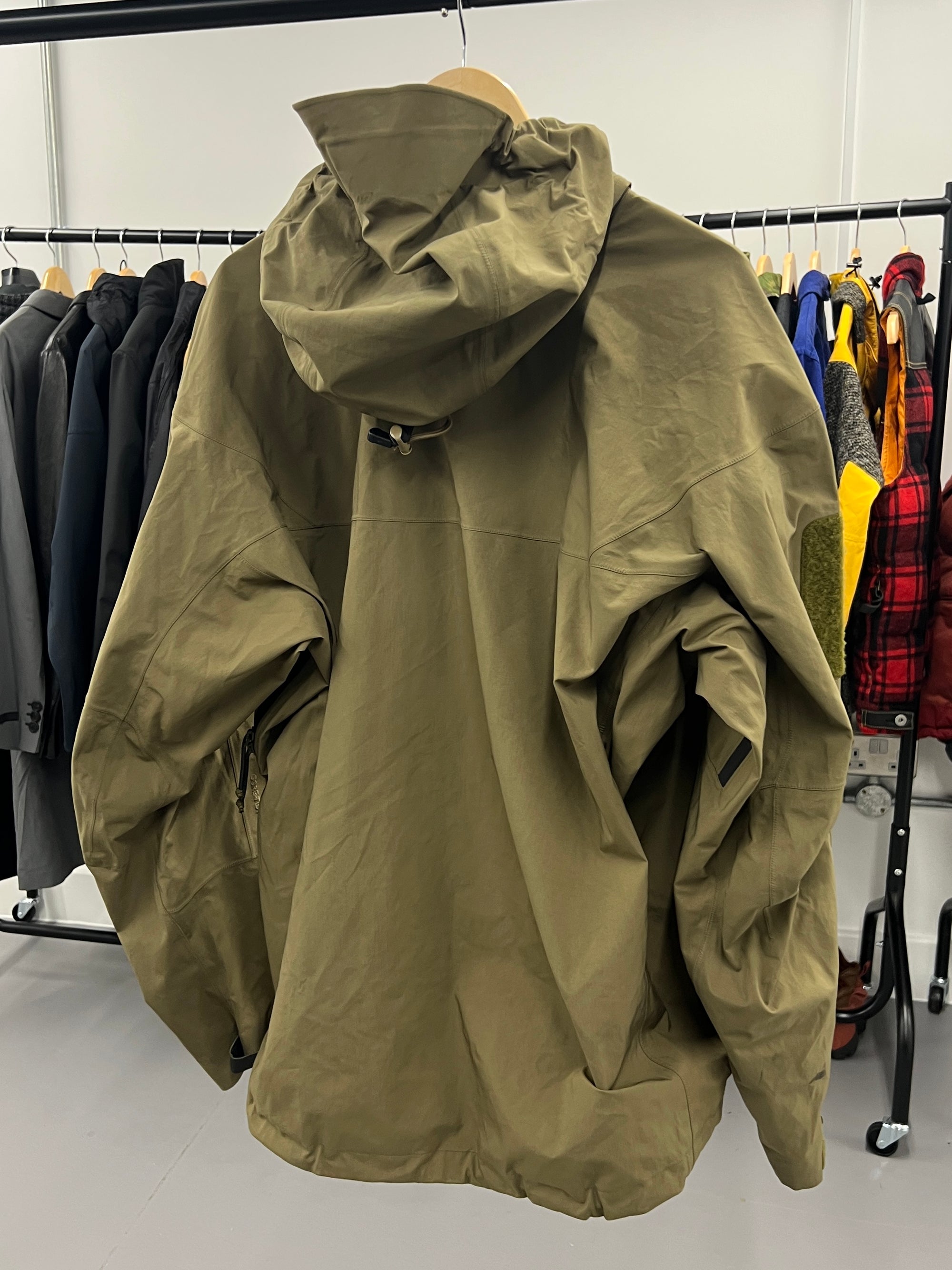Arcteryx LEAF Alpha GEN 1 GoreTex Jacket Crocodile - Size XL