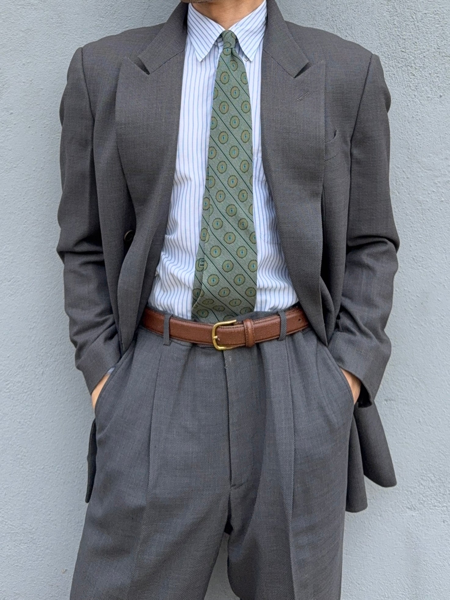 Armani 1990s Peaked Lapel Double Breasted Pleated Wool Grey Suit - Size L Jacket / 34" Waist