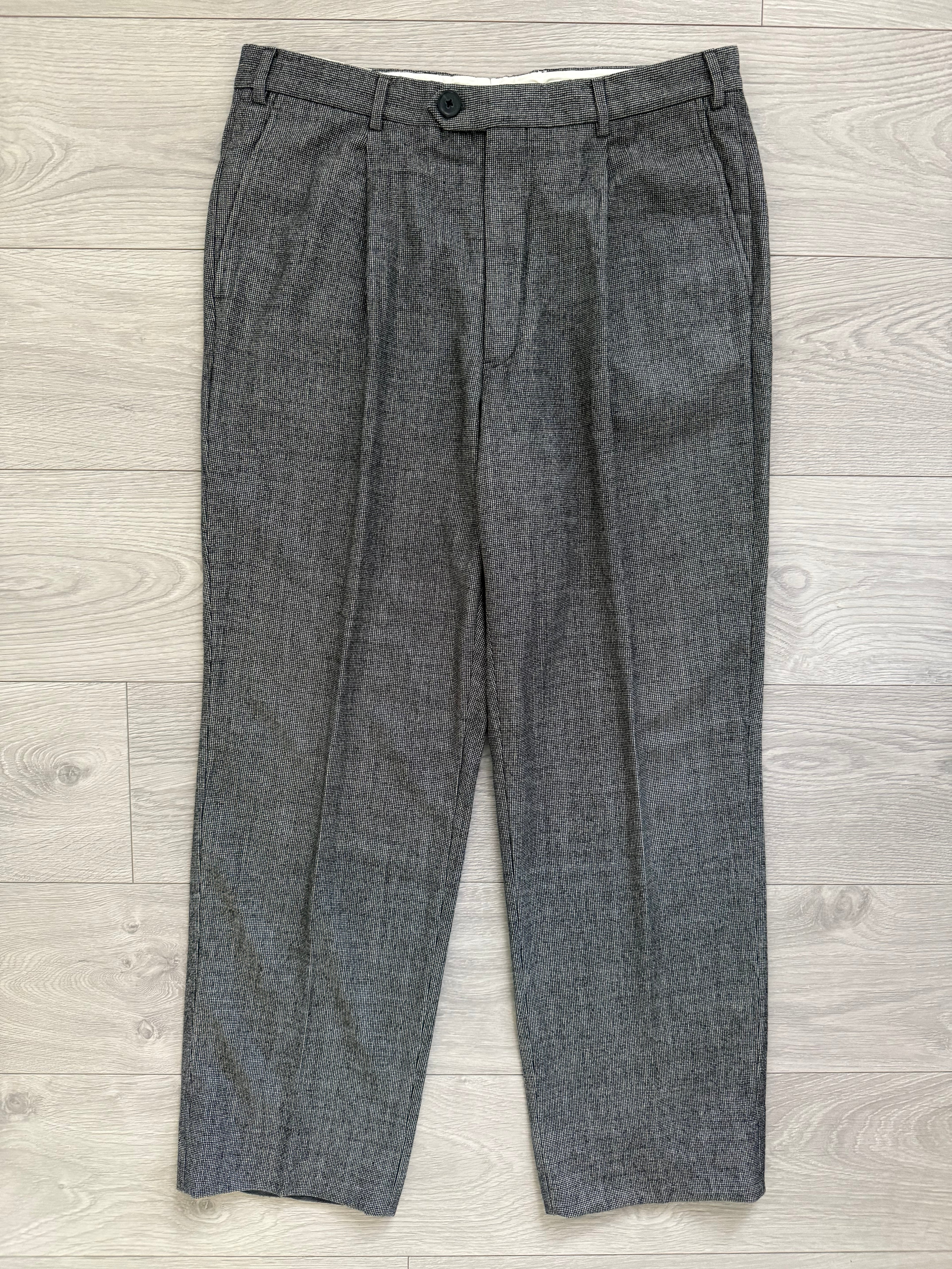 Armani 2000s Pleated Grey Wool Pants - Size 34" Waist