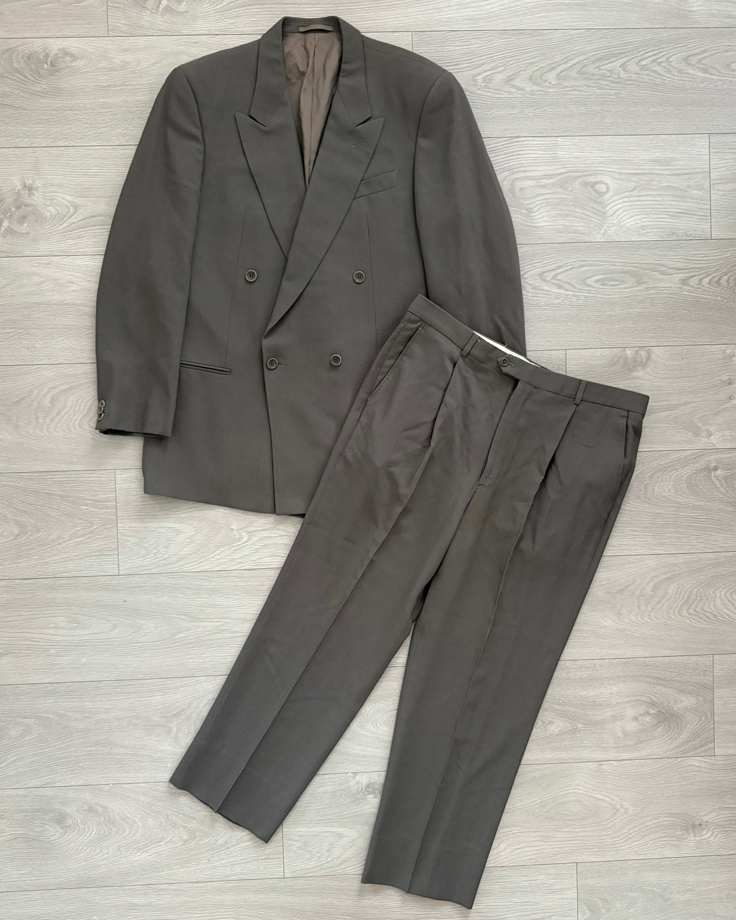 Armani 1990s Double Breasted Draped Pleated Wool Suit - Size XXL Jacket / 38" Waist
