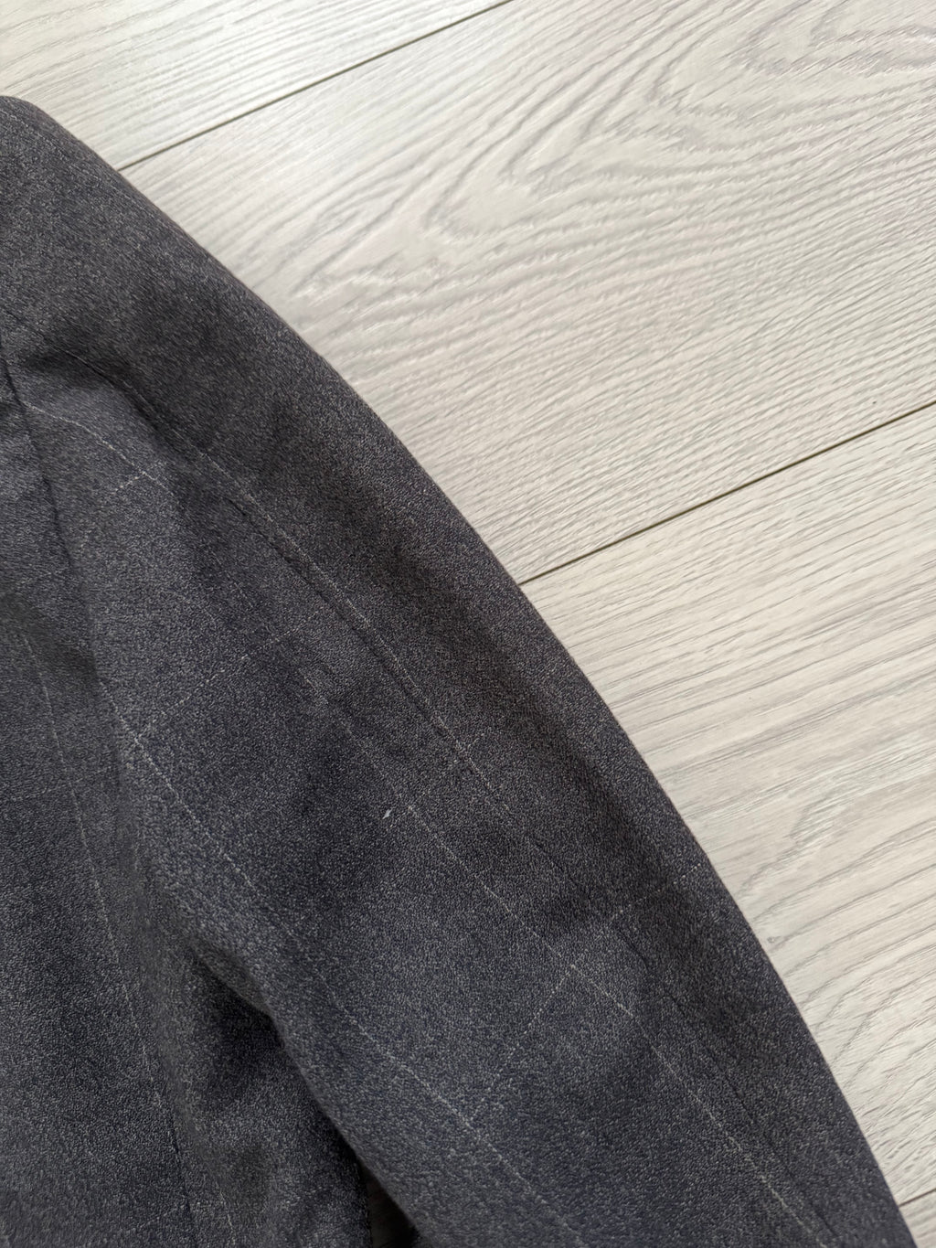 Giorgio Armani Black Label 1990s 2B Double-Pleated Suit Grey - Size L Jacket / 33" Waist