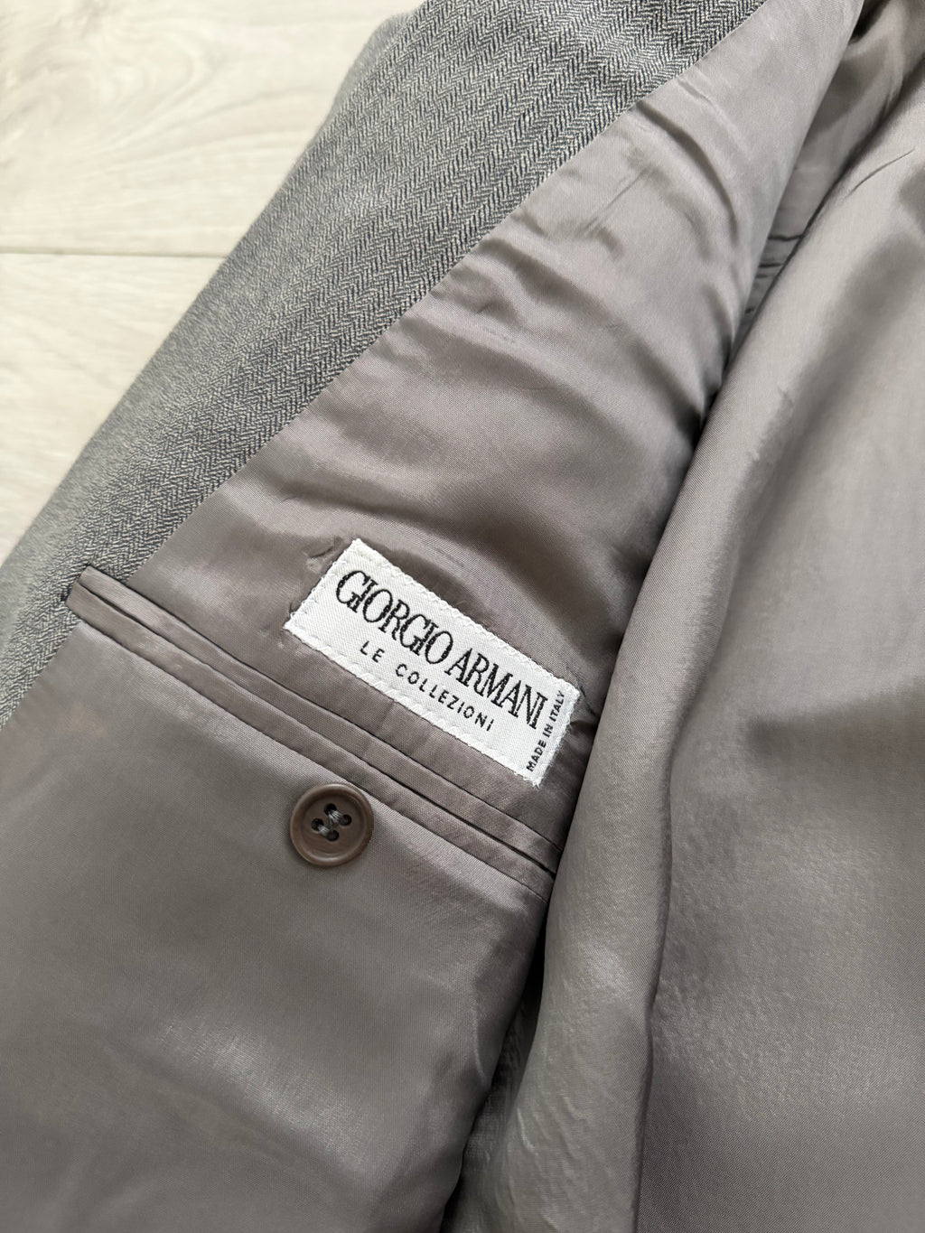 Giorgio Armani 1980s Peaked Lapel Double Breasted Herringbone Wool Grey Suit - Size M Jacket / 32" Waist