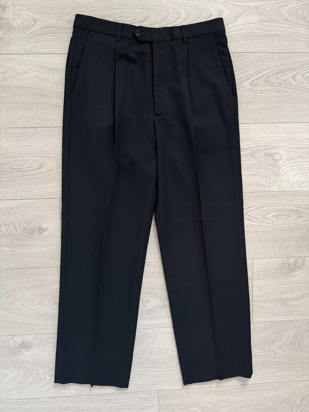 Armani 2000s Pleated Wool Navy Pants - Size 31" Waist
