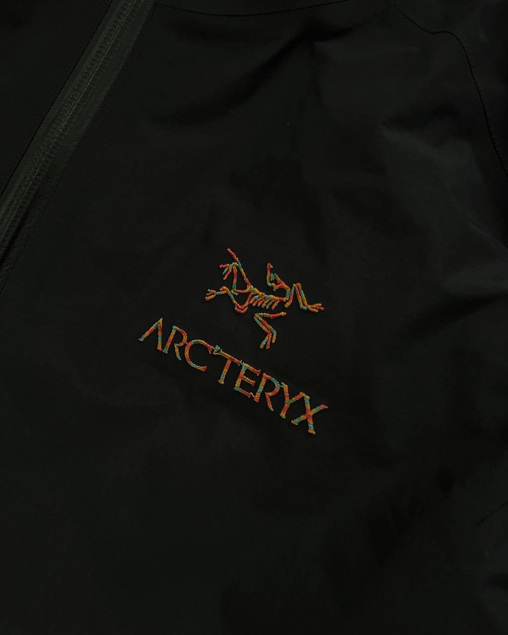 Arcteryx Beams SS2019 Zeta Gore-Tex Multi-Coloured Logo Jacket - Size S