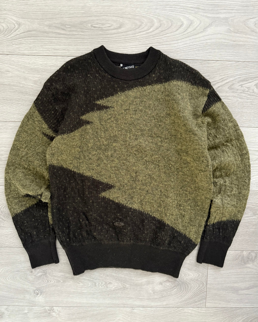 Issey Miyake FW2001 Wool Knit Sweater - Size M