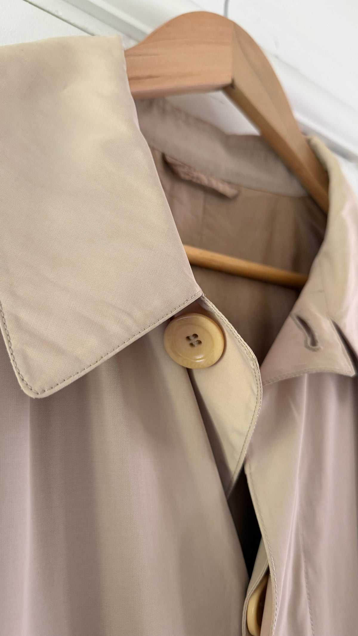 Giorgio Armani 1980s Taupe Beige Acetate Blend Mac Coat - Size L