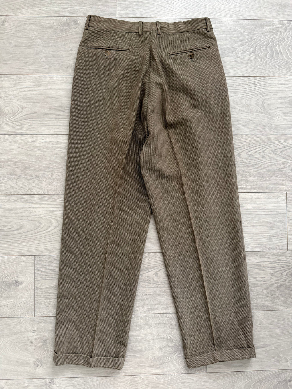 Emporio Armani 1990s Peaked Lapel Double Breasted Textured Weave Pleated Wool Suit - Size XL Jacket / 34" Waist