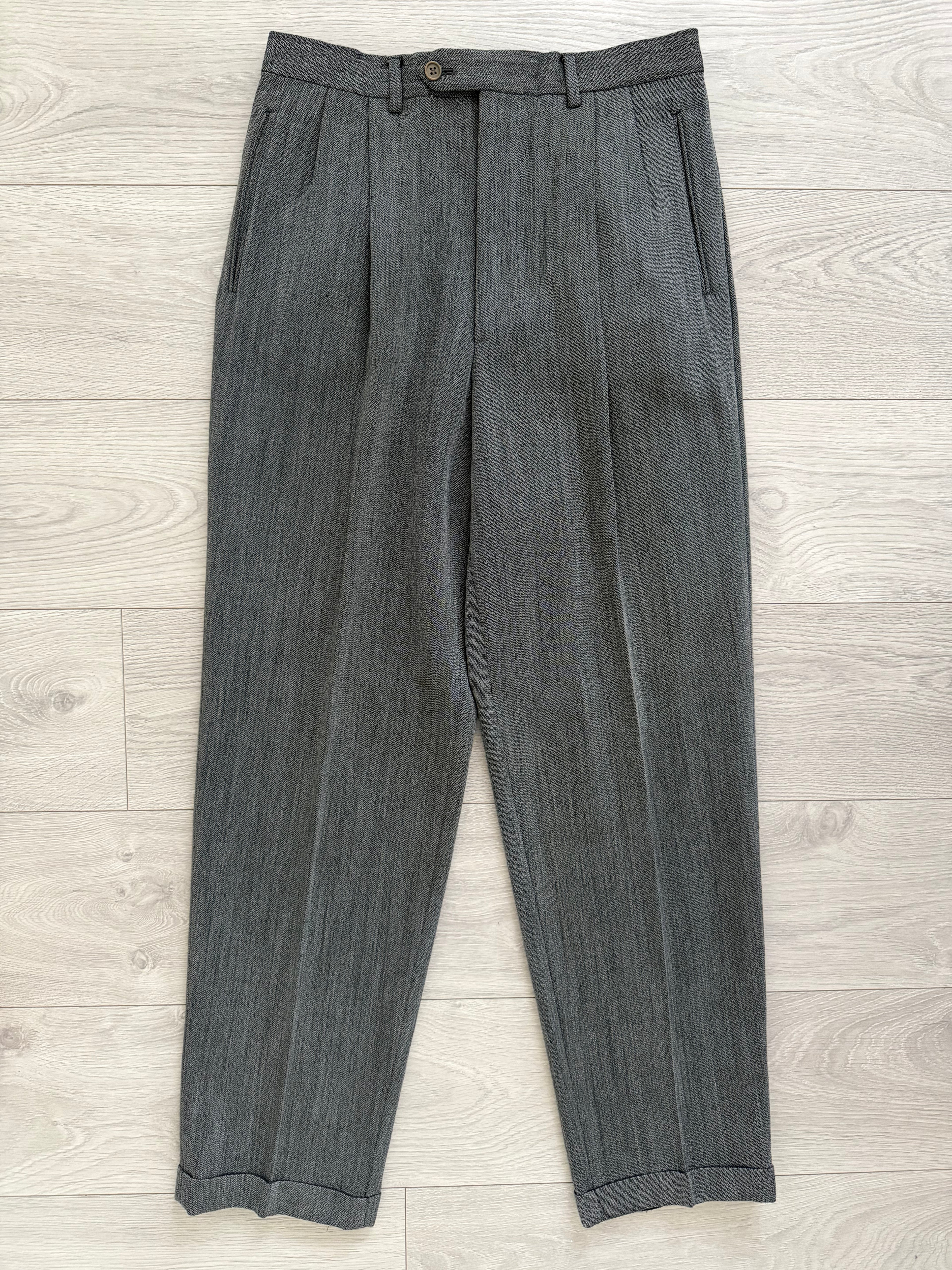 Giorgio Armani 1980s 3B Herringbone Weave Grey Pleated Wool Suit - Size XL Jacket / 32" Waist