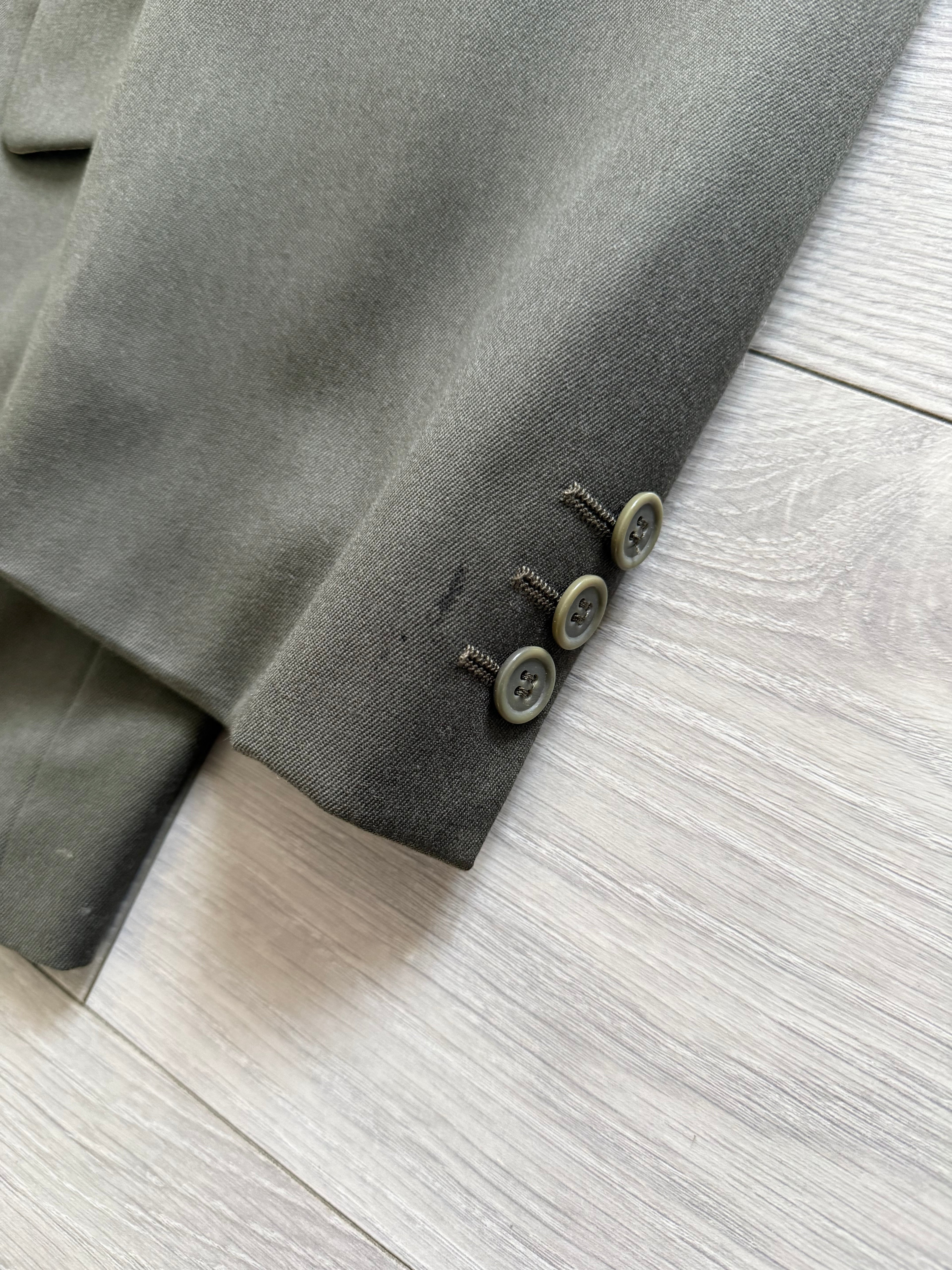 1980s Vintage Peaked Lapel Double Breasted Pleated Pure New Wool Olive Green Suit - Size XL Jacket / 34" Waist