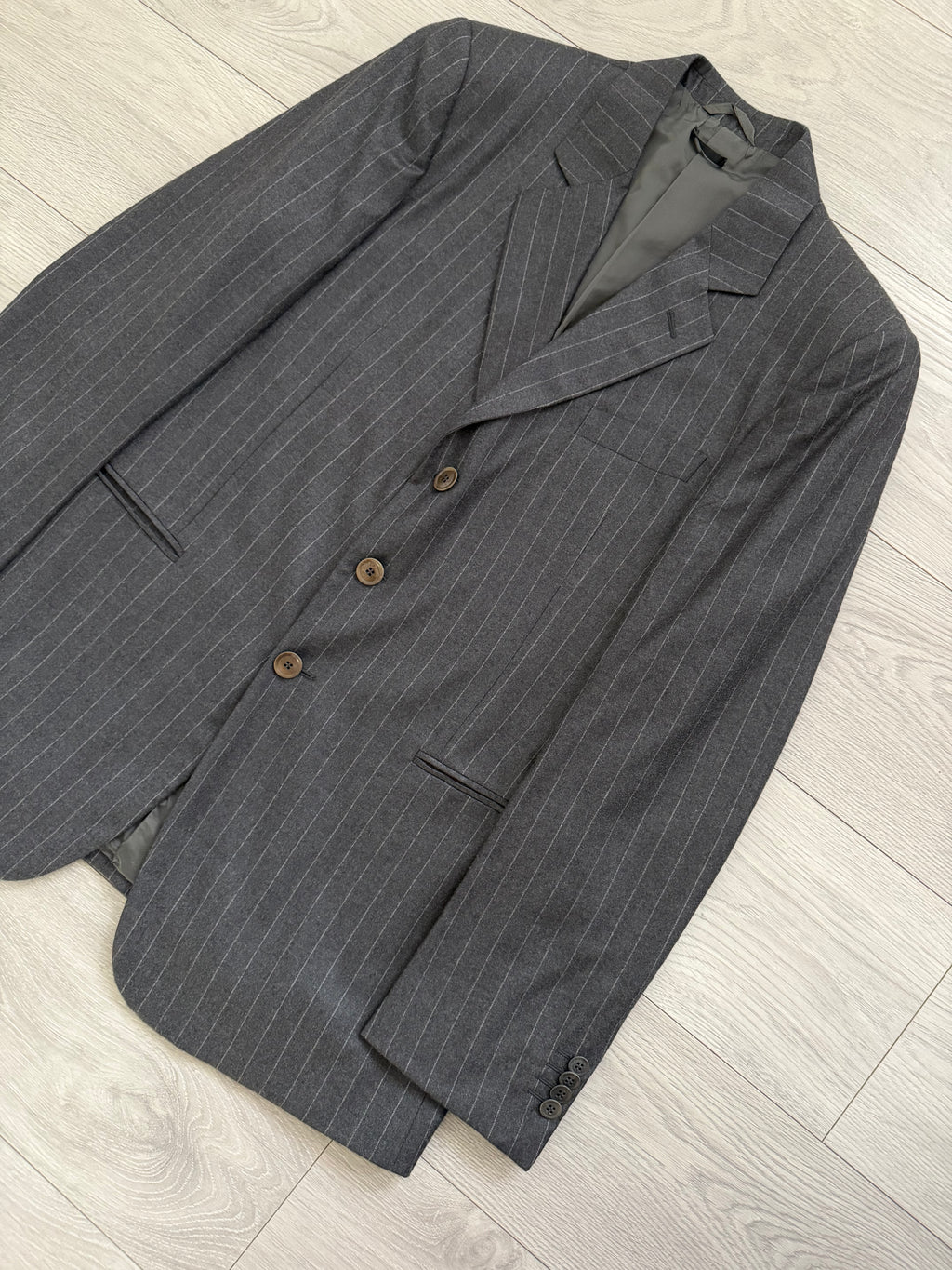 Giorgio Armani Black Label 1990s Cashmere 3B Pleated Striped Suit Grey - Size XL Jacket / 36" Waist
