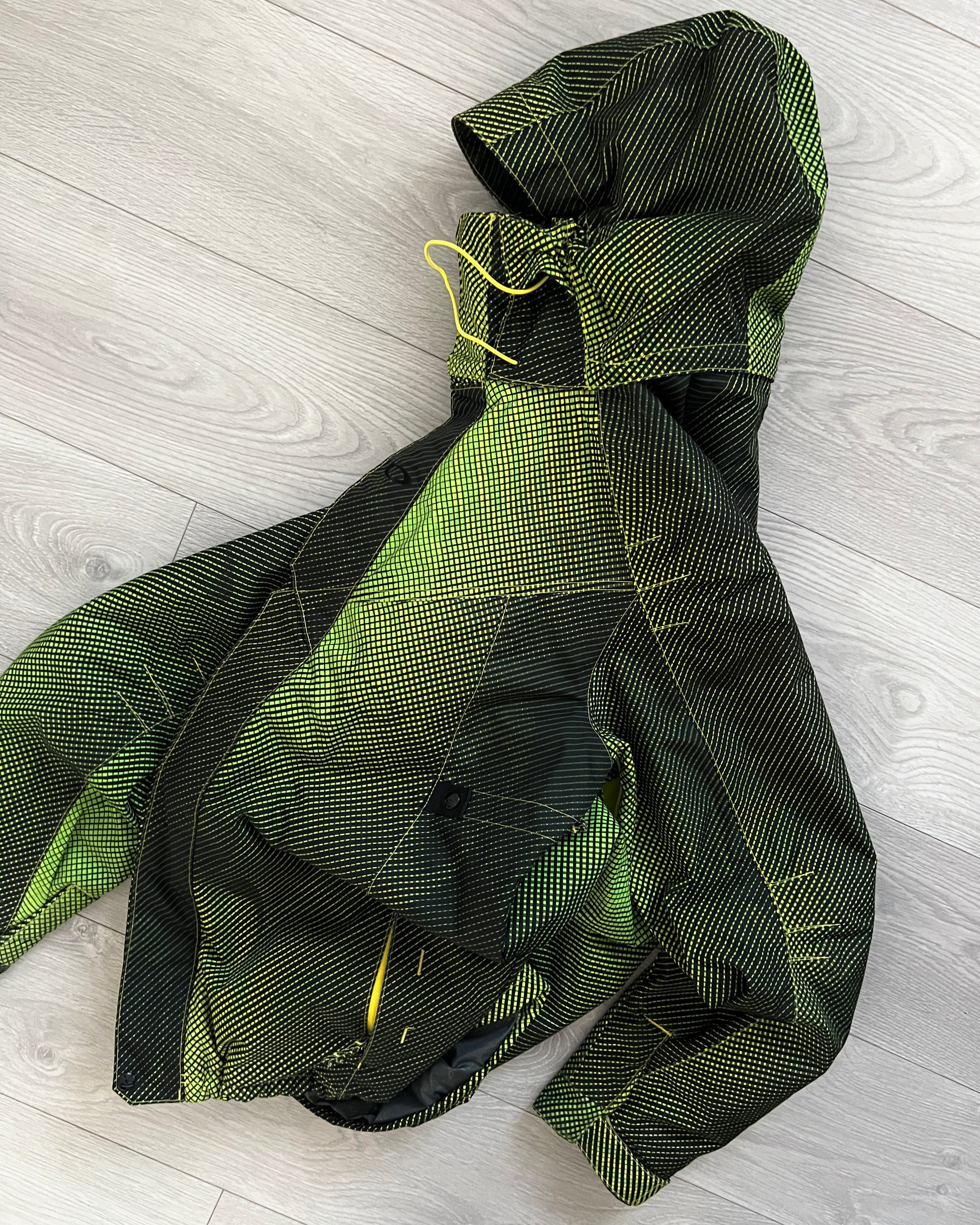 Oakley FW2010 Magnetic Hood 3D Holographic Print Technical Waterproof Jacket - Size M