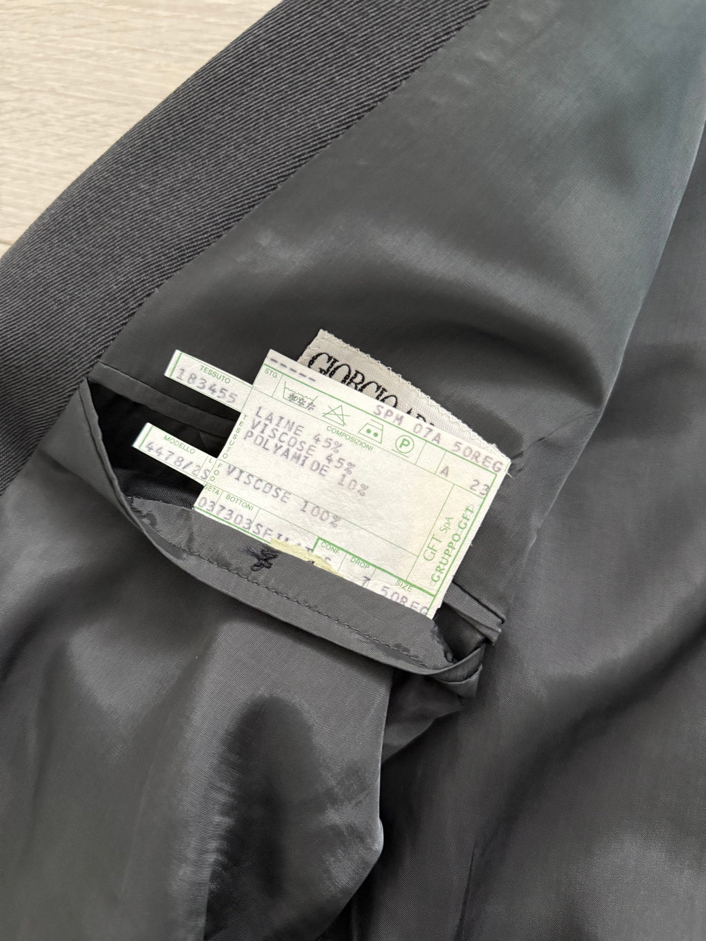 Giorgio Armani 1980s Double Breasted Pleated Wool Suit Steel Charcoal New - Size L Jacket / 32" Waist