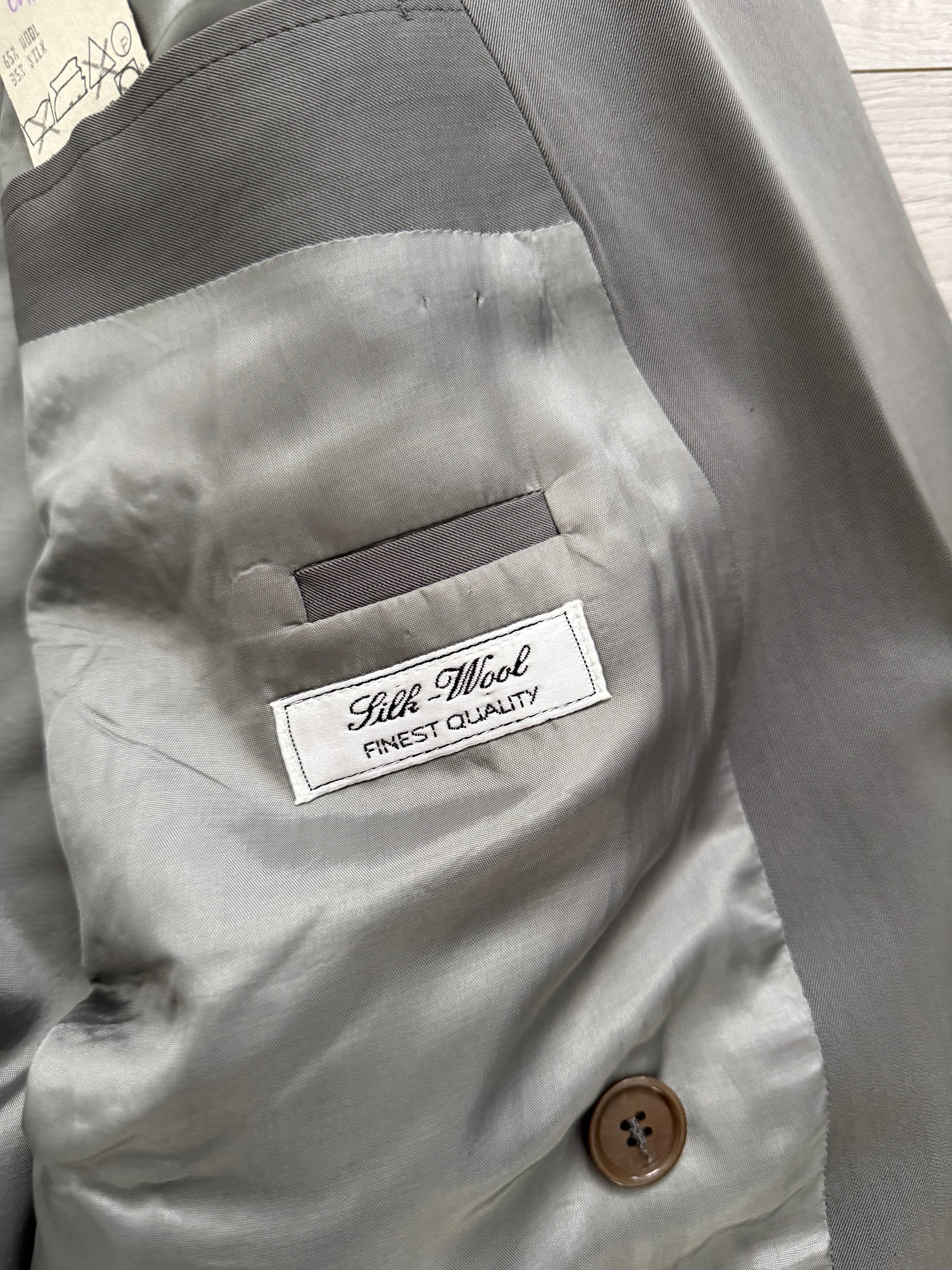 Hugo Boss 1980s 'Al Capone' Peaked Lapel Double Breasted Pleated Wool Silk Suit - Size XXL Jacket / 36" Waist