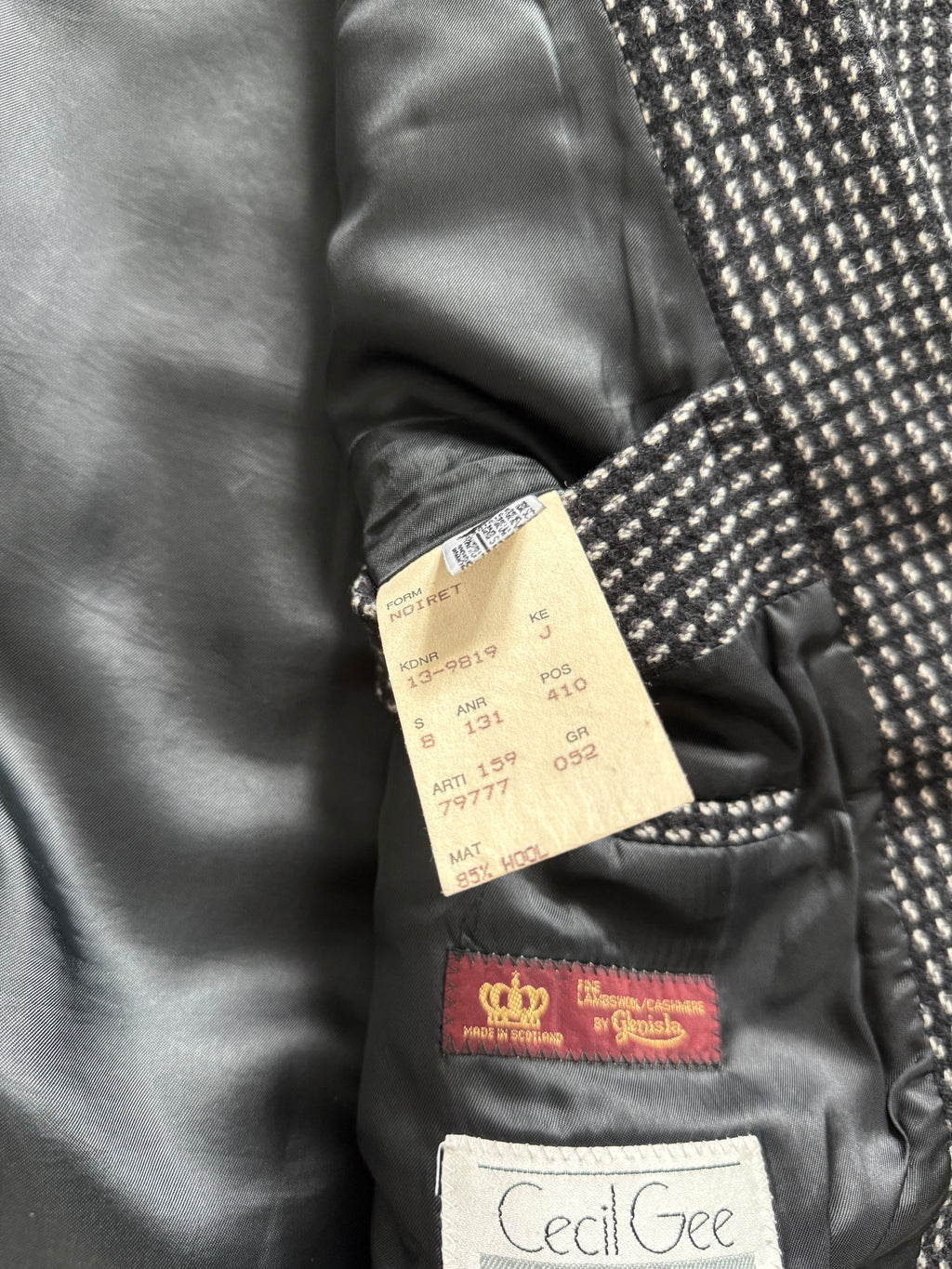 Hugo Boss 1980s Wool Cashmere Peaked Lapel Double Breasted Textured Sport Jacket Blazer - Size XL