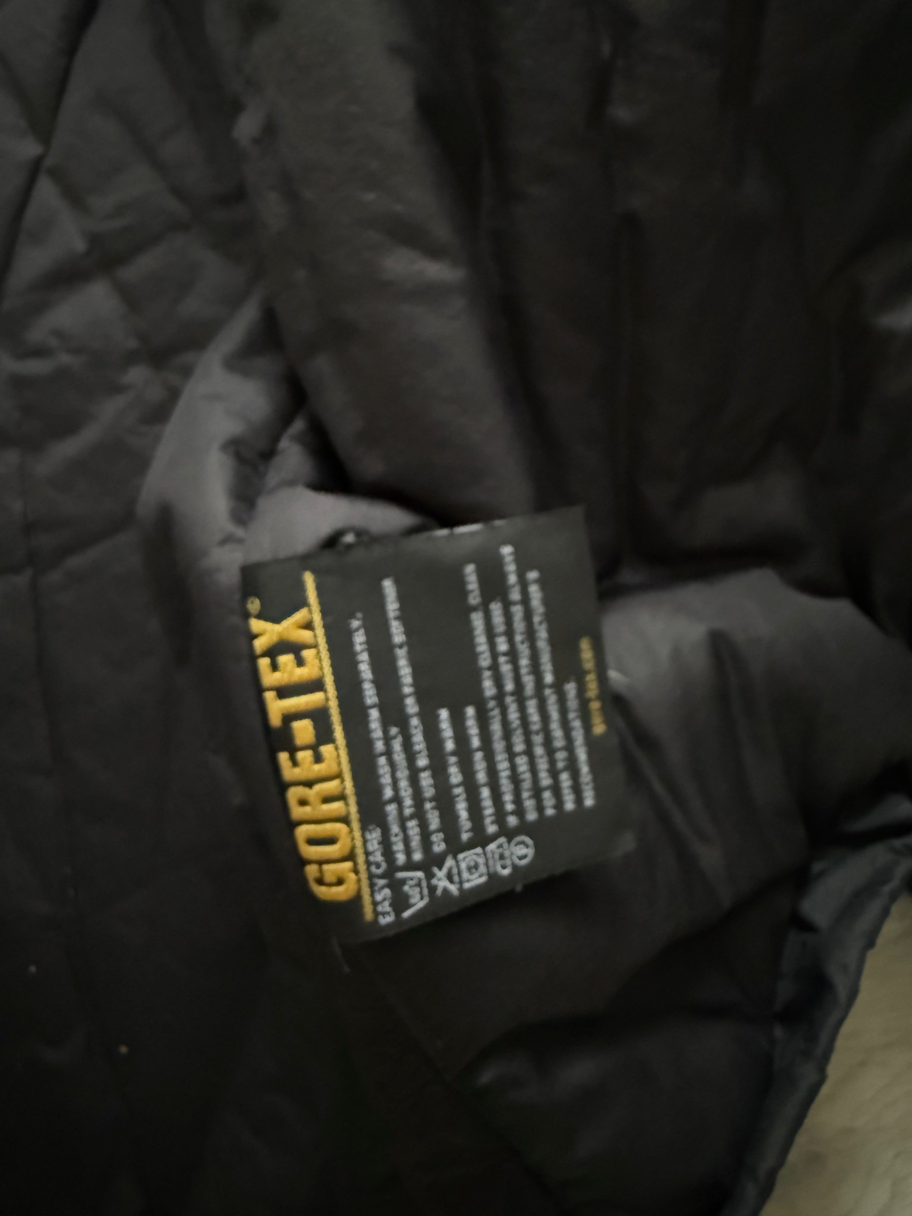 Arc'teryx 00s Kappa GoreTex Insulated Jacket Made in Canada - Size XL