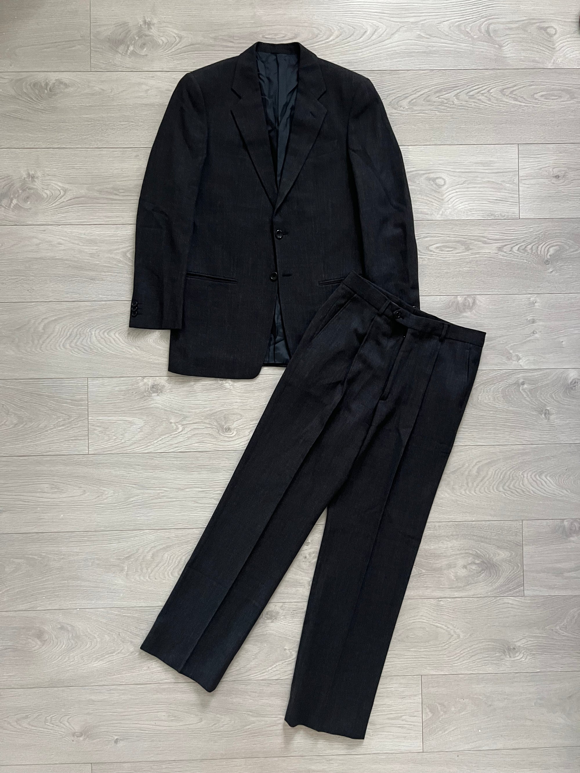 Armani 1990s Pleated Grey Relaxed Suit - M Jacket / 30" Waist