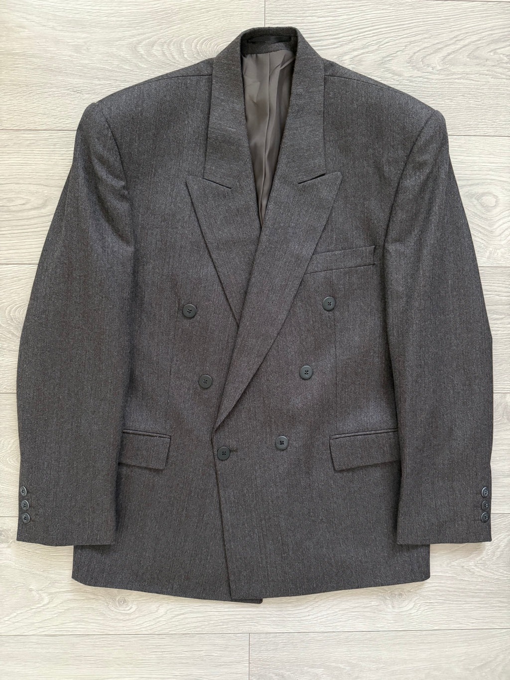 Vintage 1980s Made in England Double Breasted Peaked Lapel Pleated Brown Suit - Size M Jacket / 31" Waist