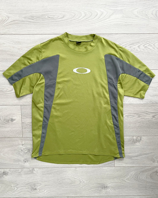 Oakley 00s Tech Panelled Green T-Shirt - Size L