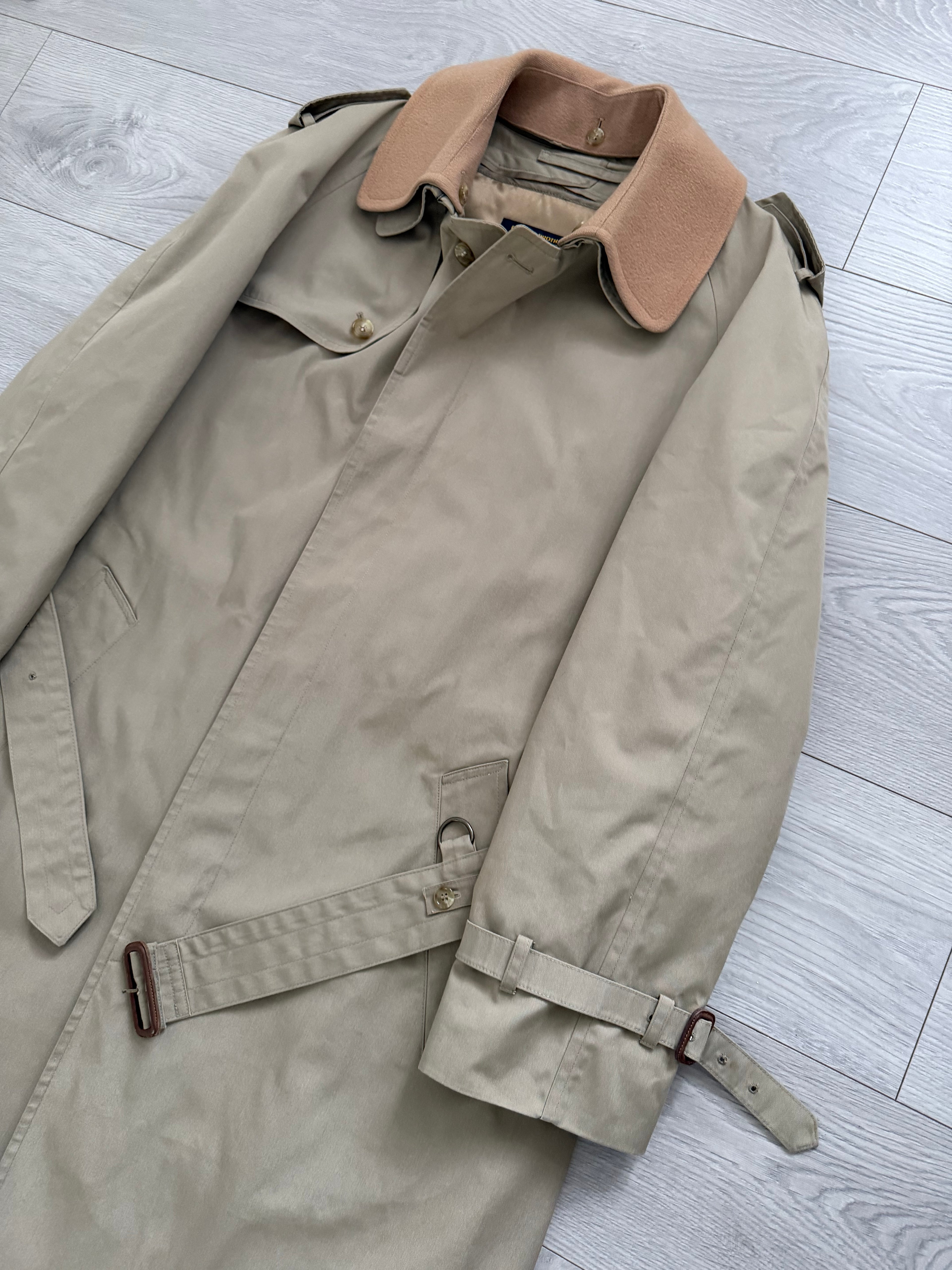 Brooks Brothers Vintage Water Repellent Trench Coat W/ Removable Wool Liner - Size M