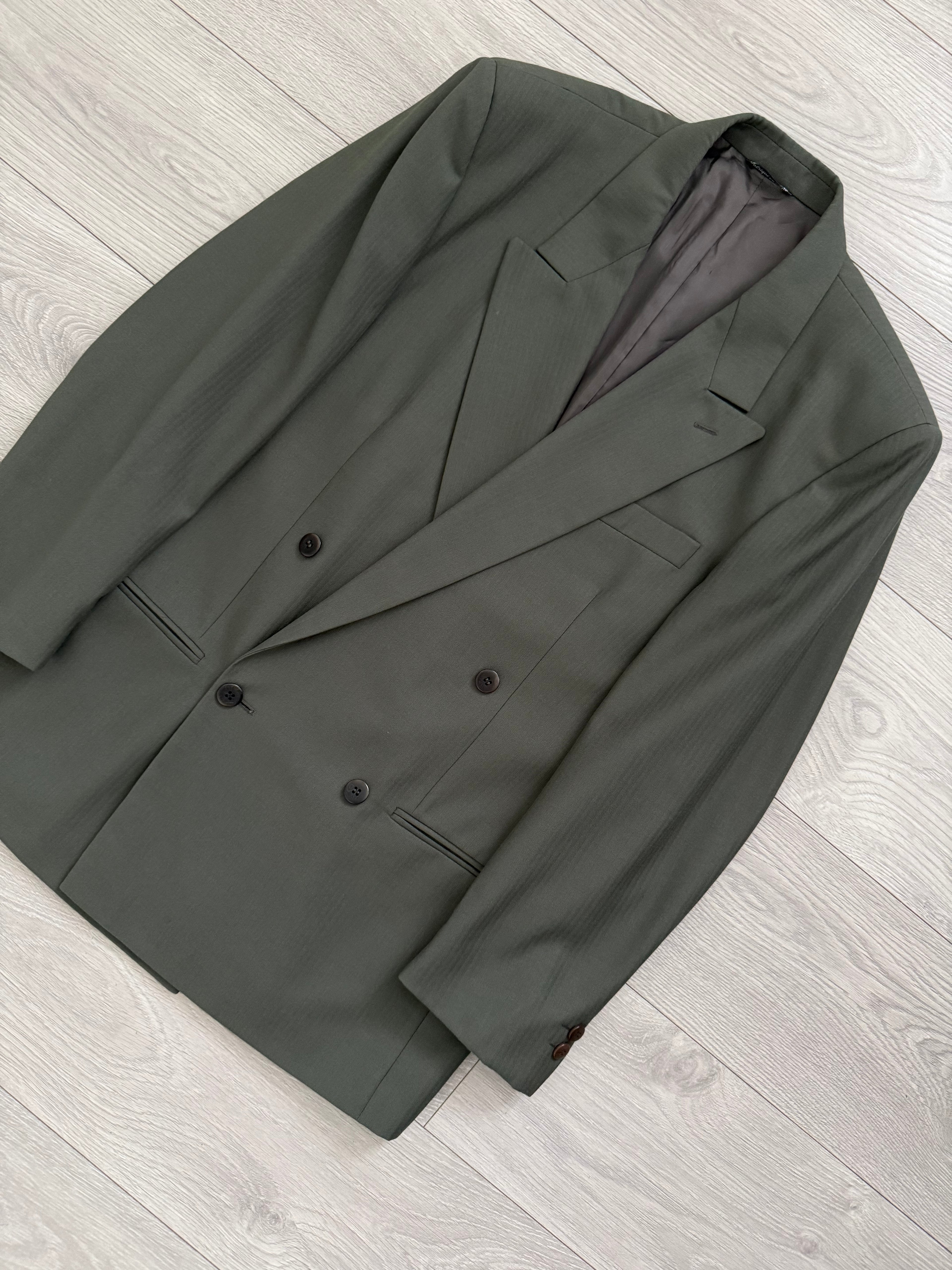 Versace 1980s Peak Lapel Double Breasted Pleated Draped Wool Green Suit - Size M Jacket / 31" Waist