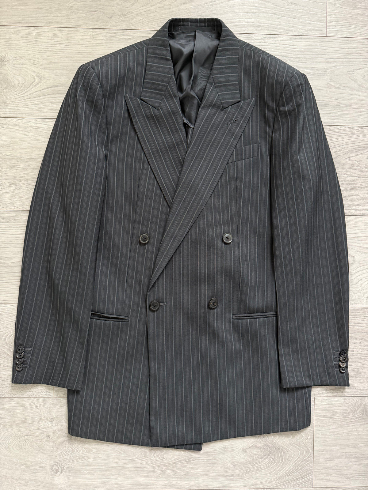 Armani 1990s Peaked Lapel Double Breasted Pleated Silk Wool Suit Striped Grey - Size L Jacket / 34" Waist