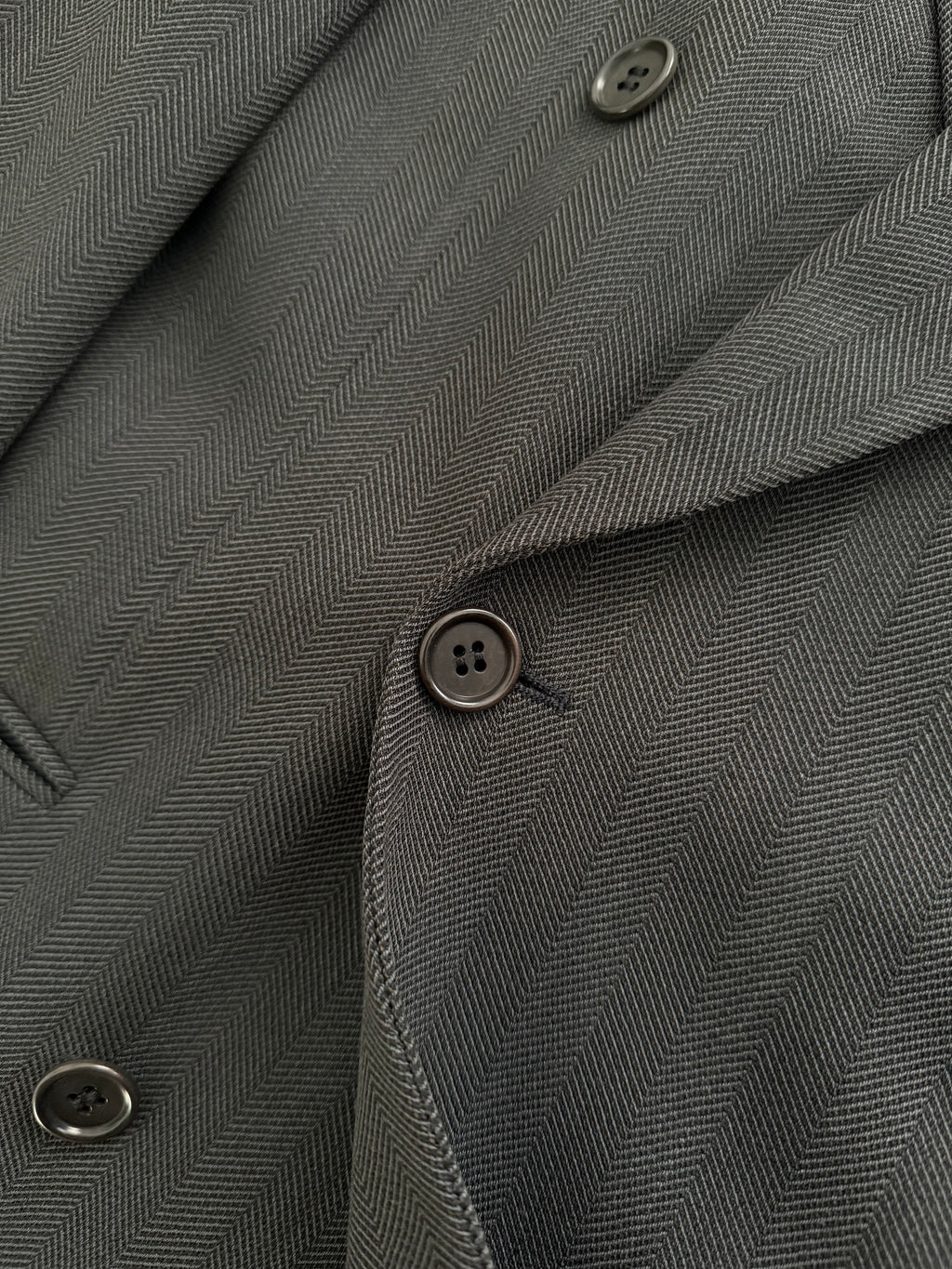 Hugo Boss 1980s 'Omega' Peaked Lapel Double Breasted Pleated Wool Herringbone Suit Grey - Size M Jacket / 32" Waist