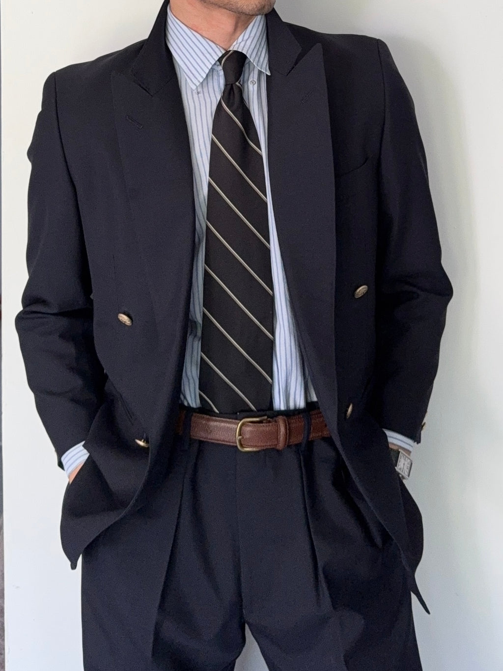 Burberry 1980s Peaked Lapel Double Breasted Pleated Wool Suit Navy - Size S Jacket / 32" Waist
