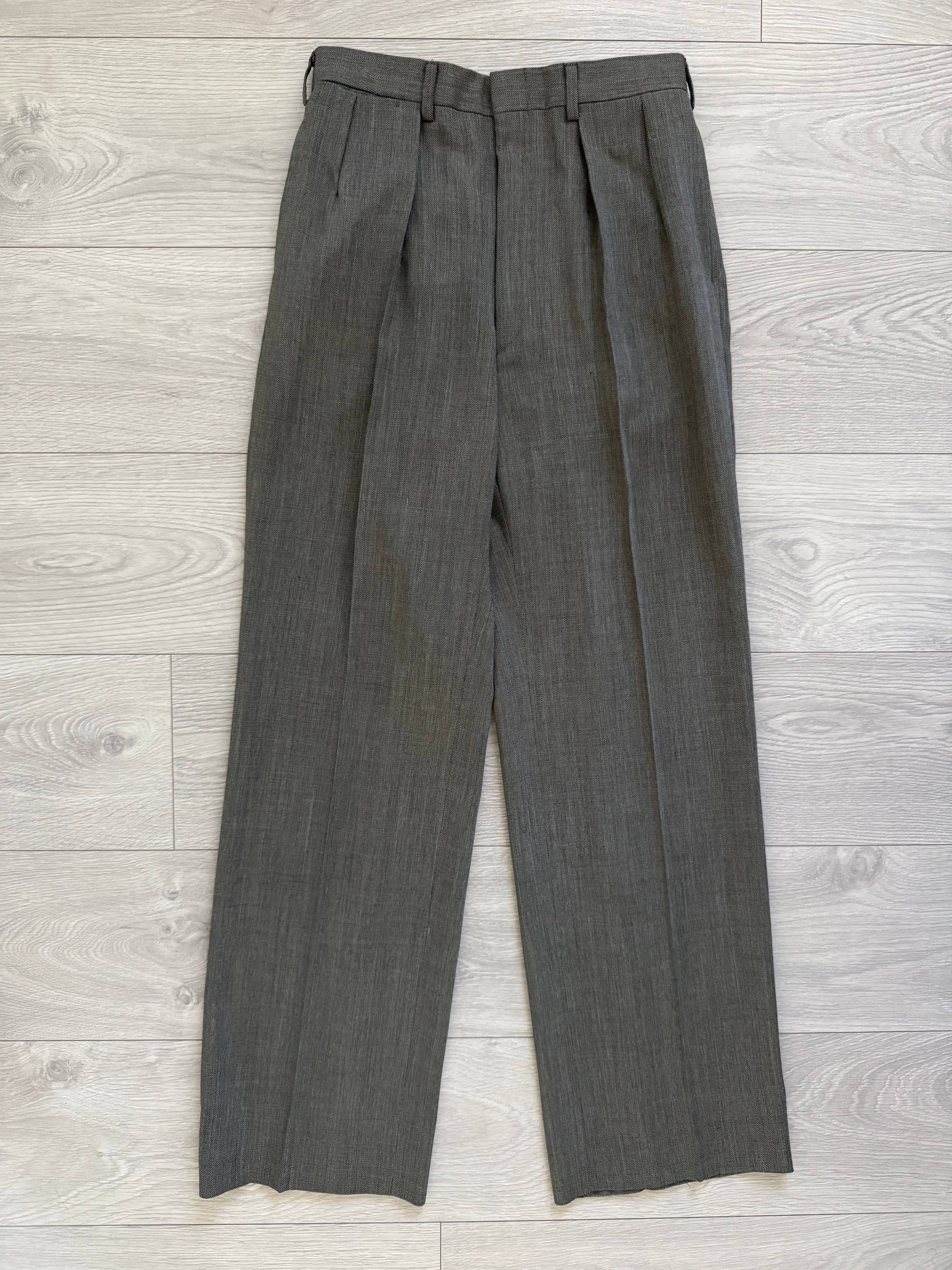 Ralph Lauren 1990s 2B Pleated Lightweight Wool Suit Green - Size M Jacket / 28" Waist