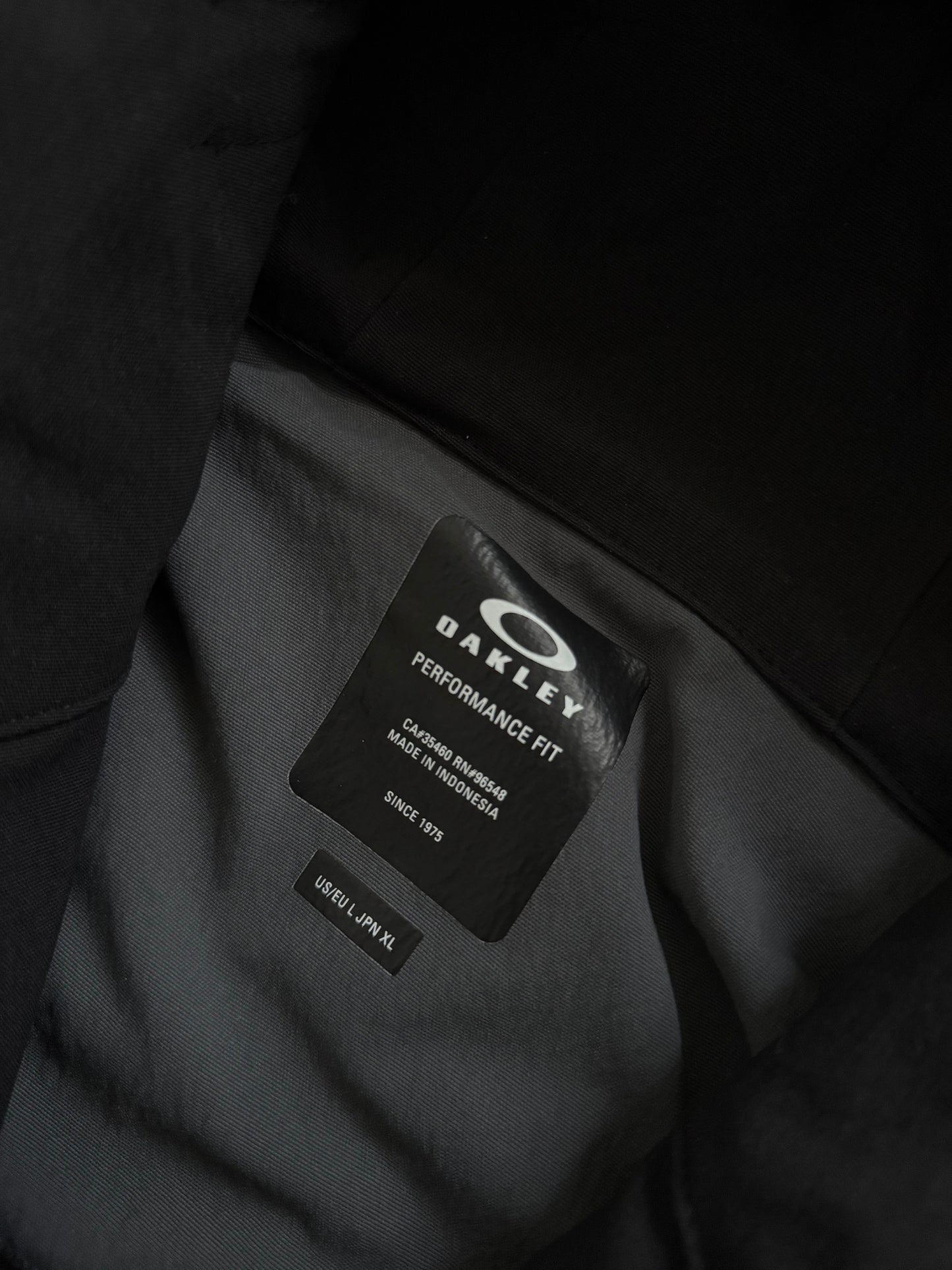 Oakley Technical Panelled Waterproof Jacket - Size L