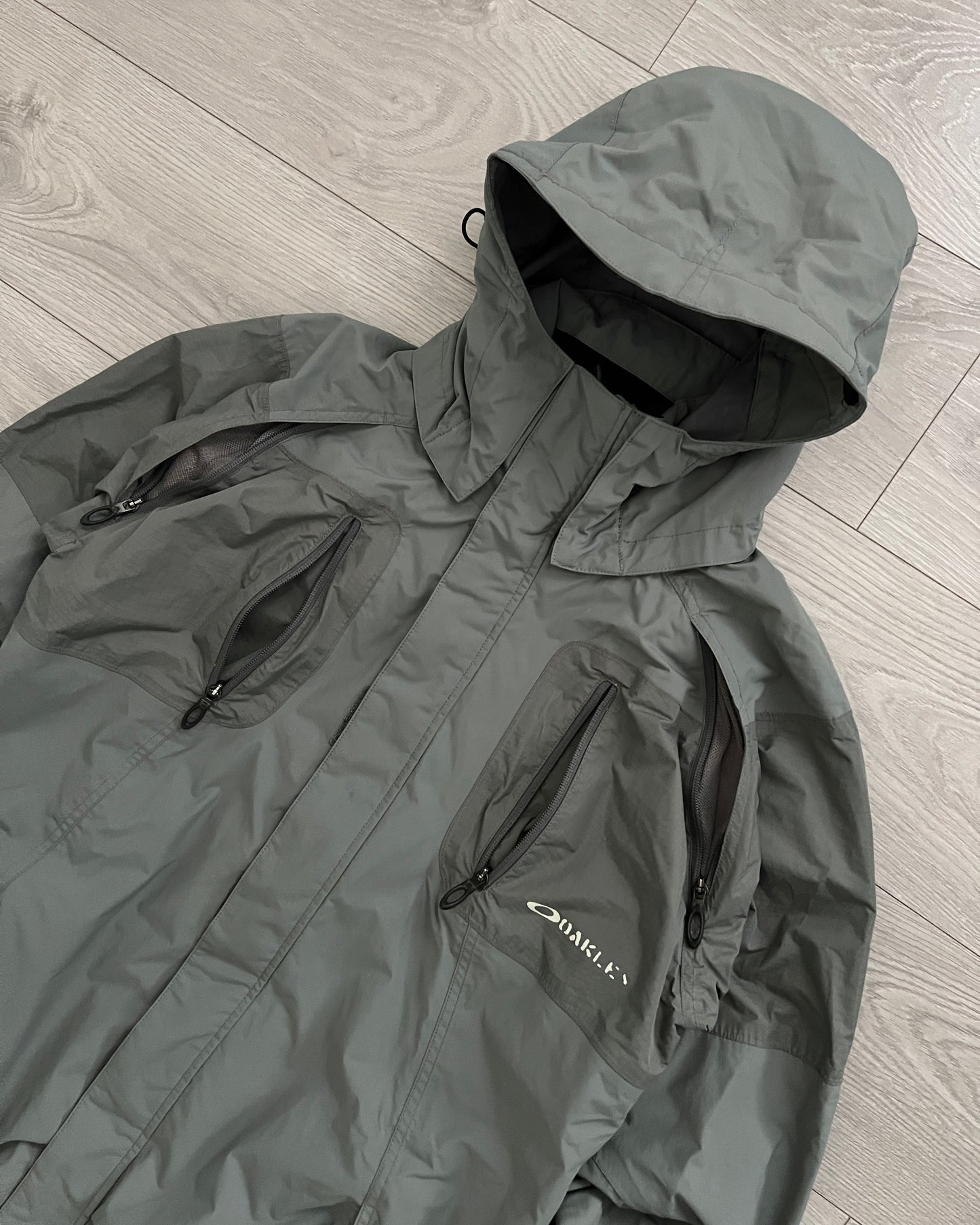 Oakley FW2006 Waterproof Magnetic Hood Tech Vent Jacket - Size S