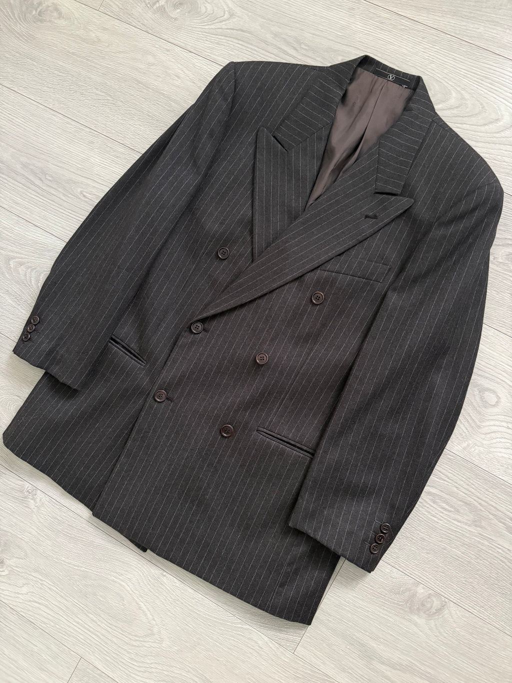 Valentino 1980s 6B Double Breasted Charcoal Wool Power Suit - Size M Jacket / 31" Waist