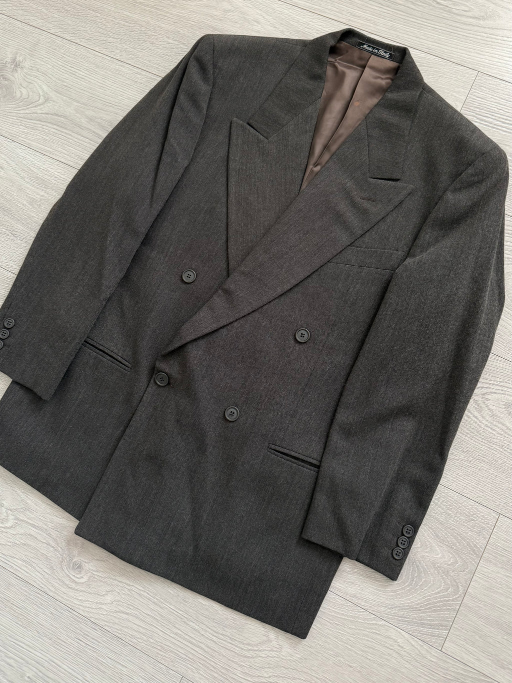 Giorgio Armani 1990s Double-Breasted Pleated Wool Suit - Size L Jacket / 34" Waist