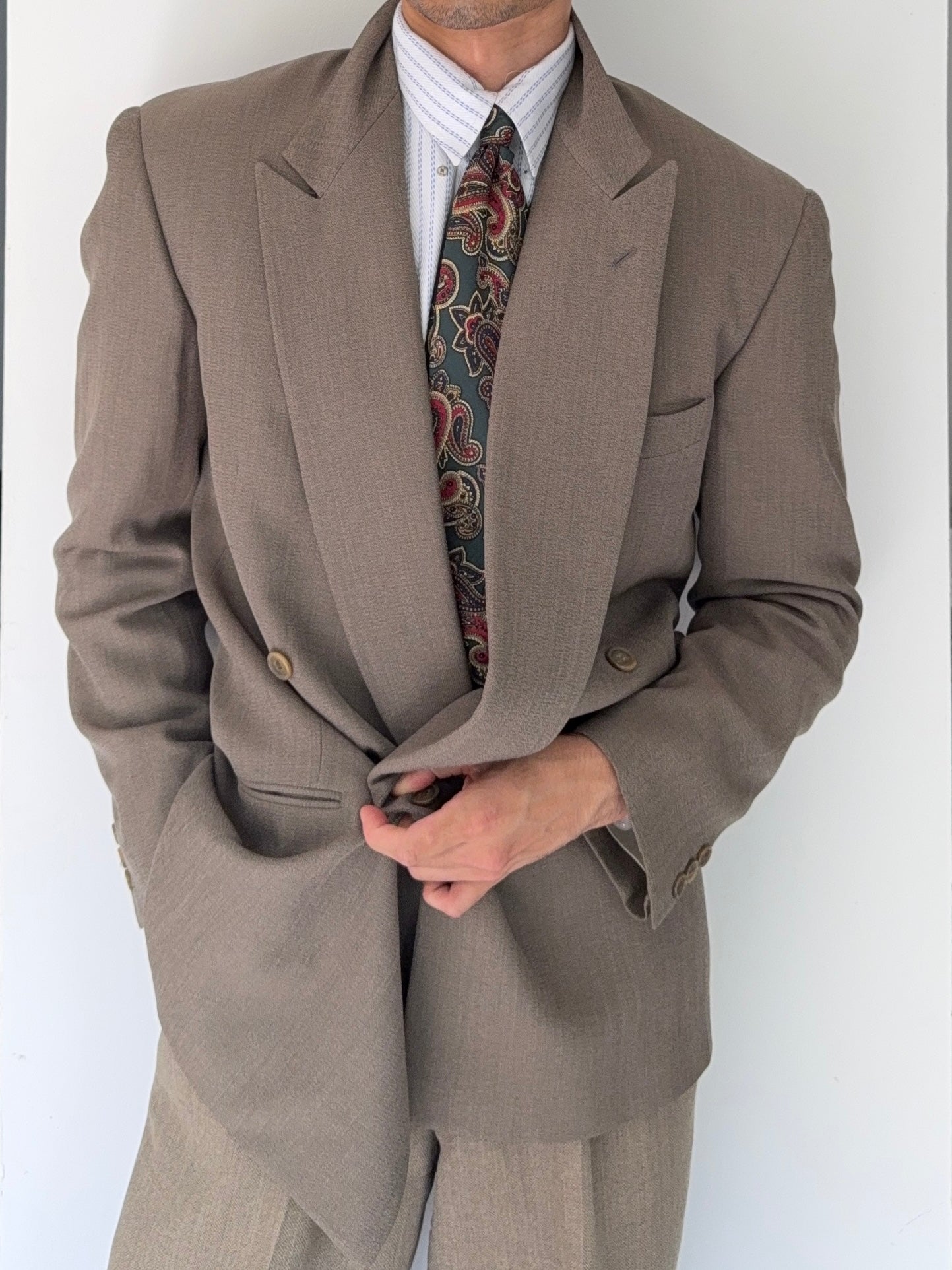 Giorgio Armani 1980s Taupe Beige Peaked Lapel Double Breasted Sports Blazer Jacket - Size M