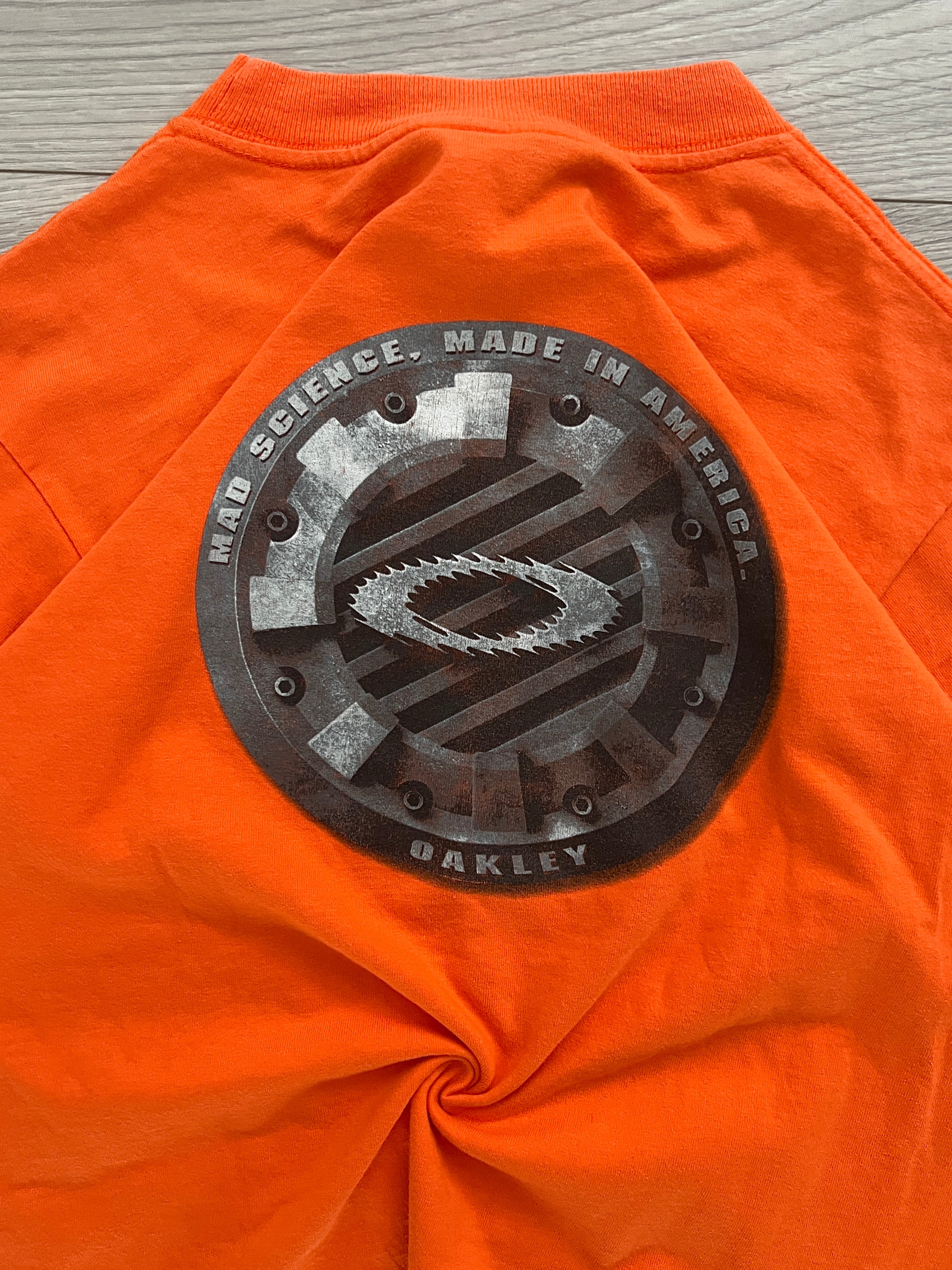 Oakley Software 00s Razor Icon Logo Back Print T-Shirt - Size S