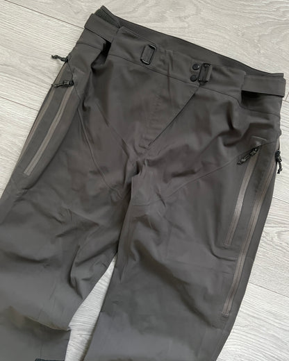 Arcteryx 00s Made in Canada Stinger Gore-Tex Tech Pants in Slate - Size 34