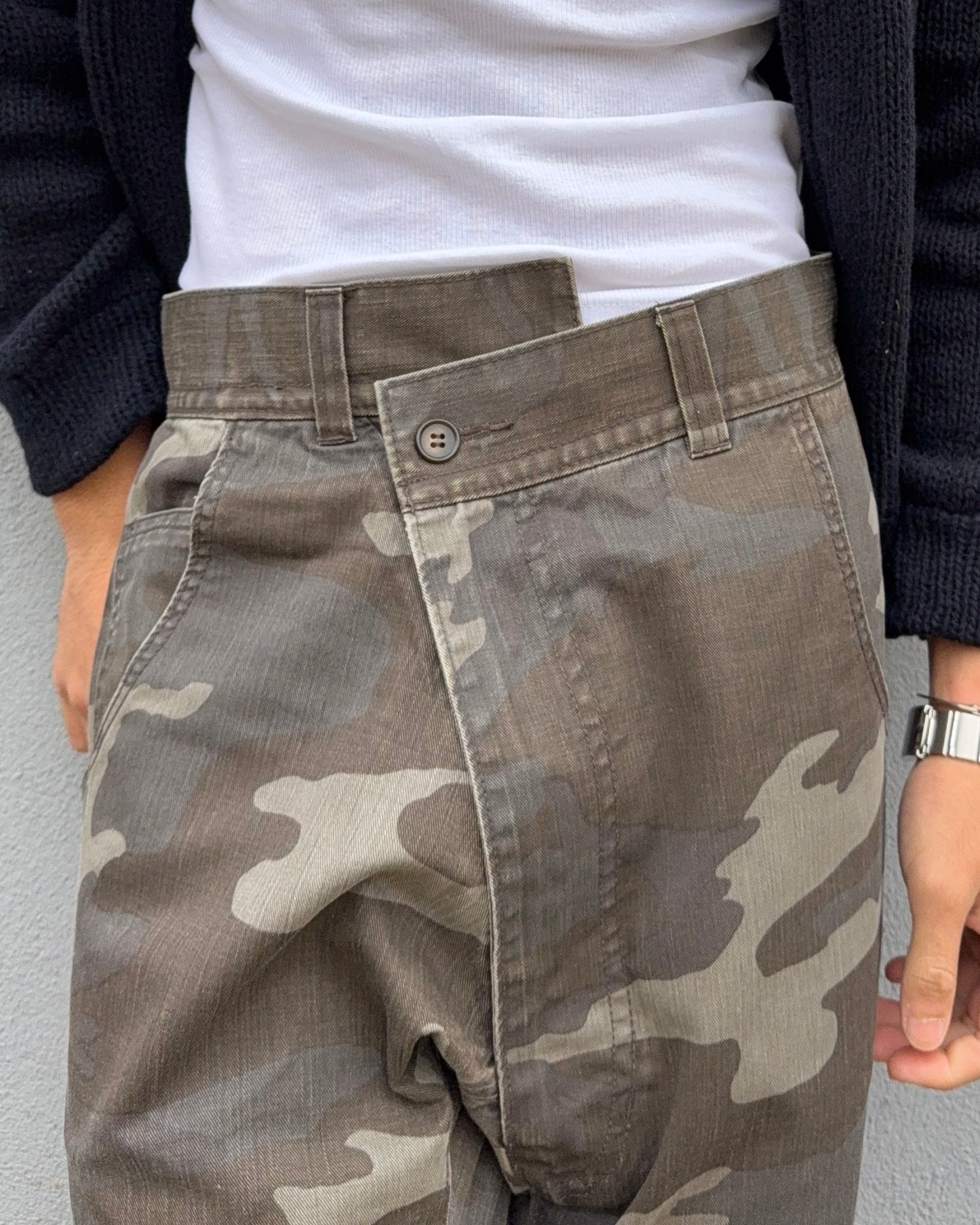 Final Home 2003 Asymmetrical Fly Camo Pants - Size 30
