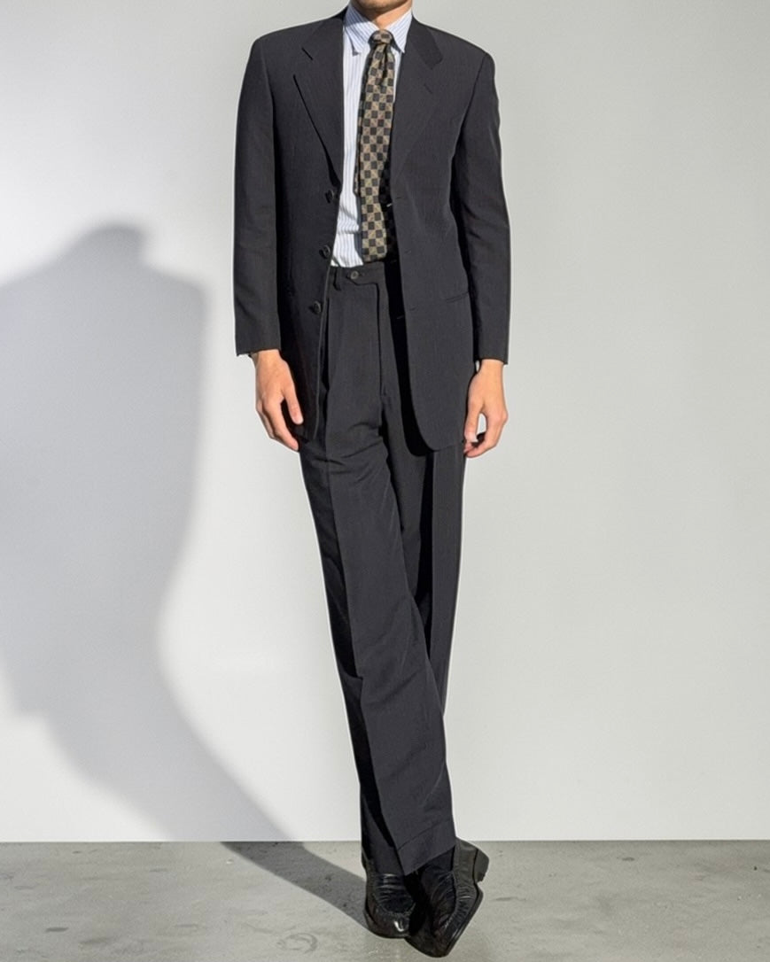 Giorgio Armani 1980s 3B Navy Textured Wool Woven Pleated Suit - Size S Jacket / 28" Waist