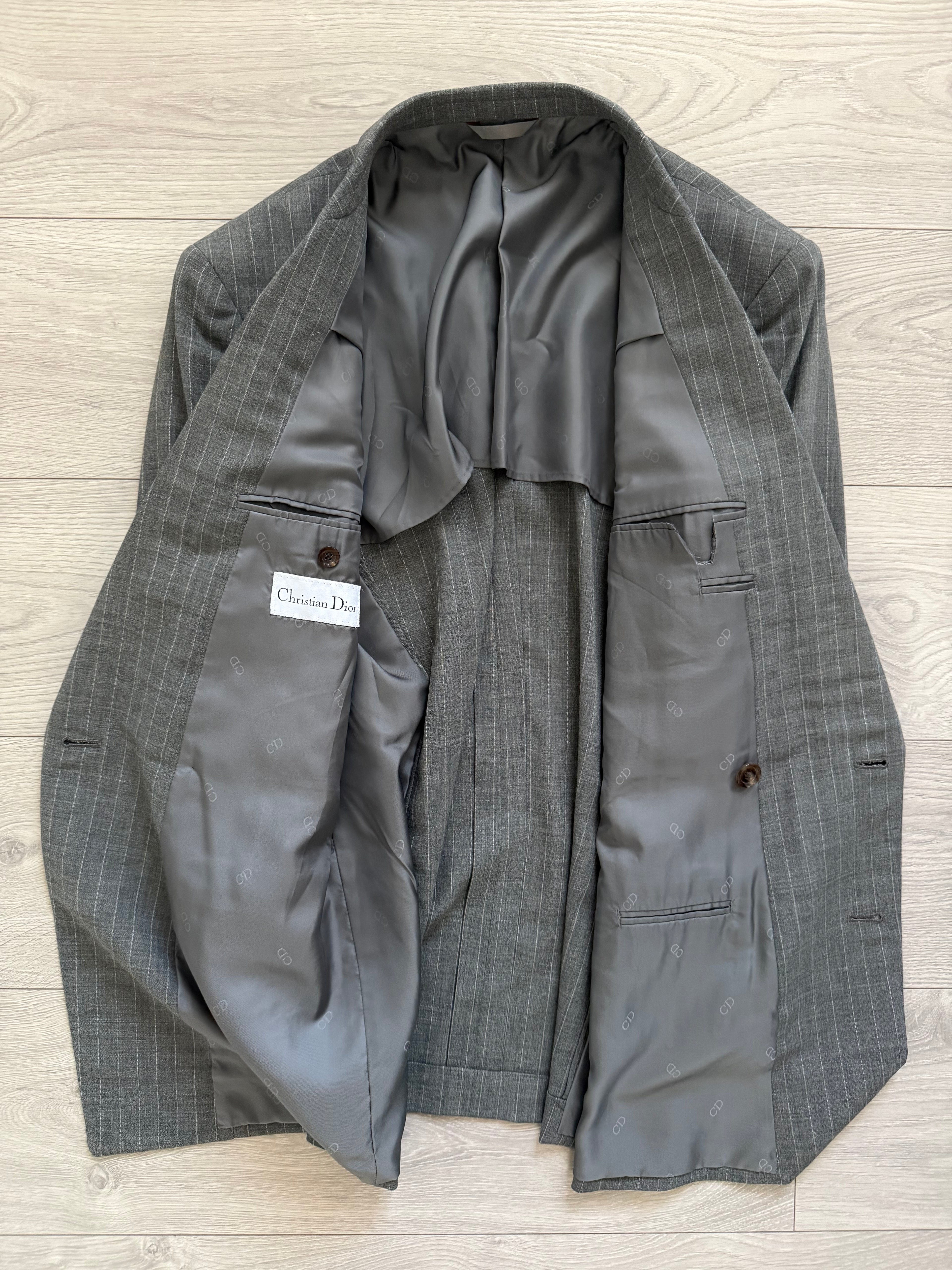 Dior 1980s Peak Lapel Double Breasted Pleated Grey Pinstriped Lightweight Suit - Size L Jacket / 33" Waist