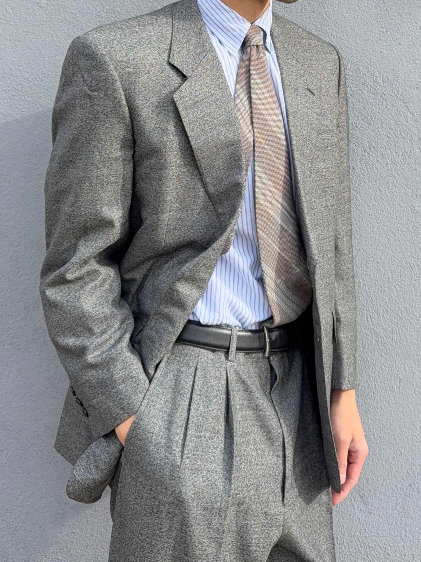 Yves Saint Laurent 1990s Wool 2B Pleated Suit - Size M Jacket / 32" Waist