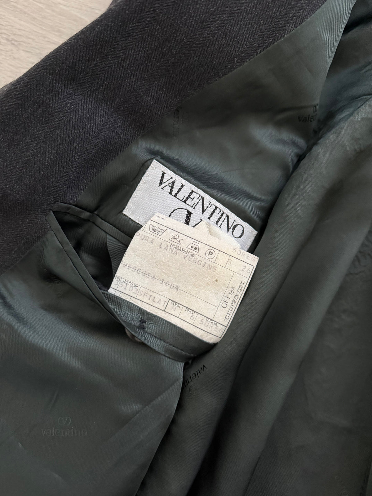 Valentino 1980s Peaked Lapel Double Breasted Wool Herringbone Grey Sport Jacket Blazer - Size L