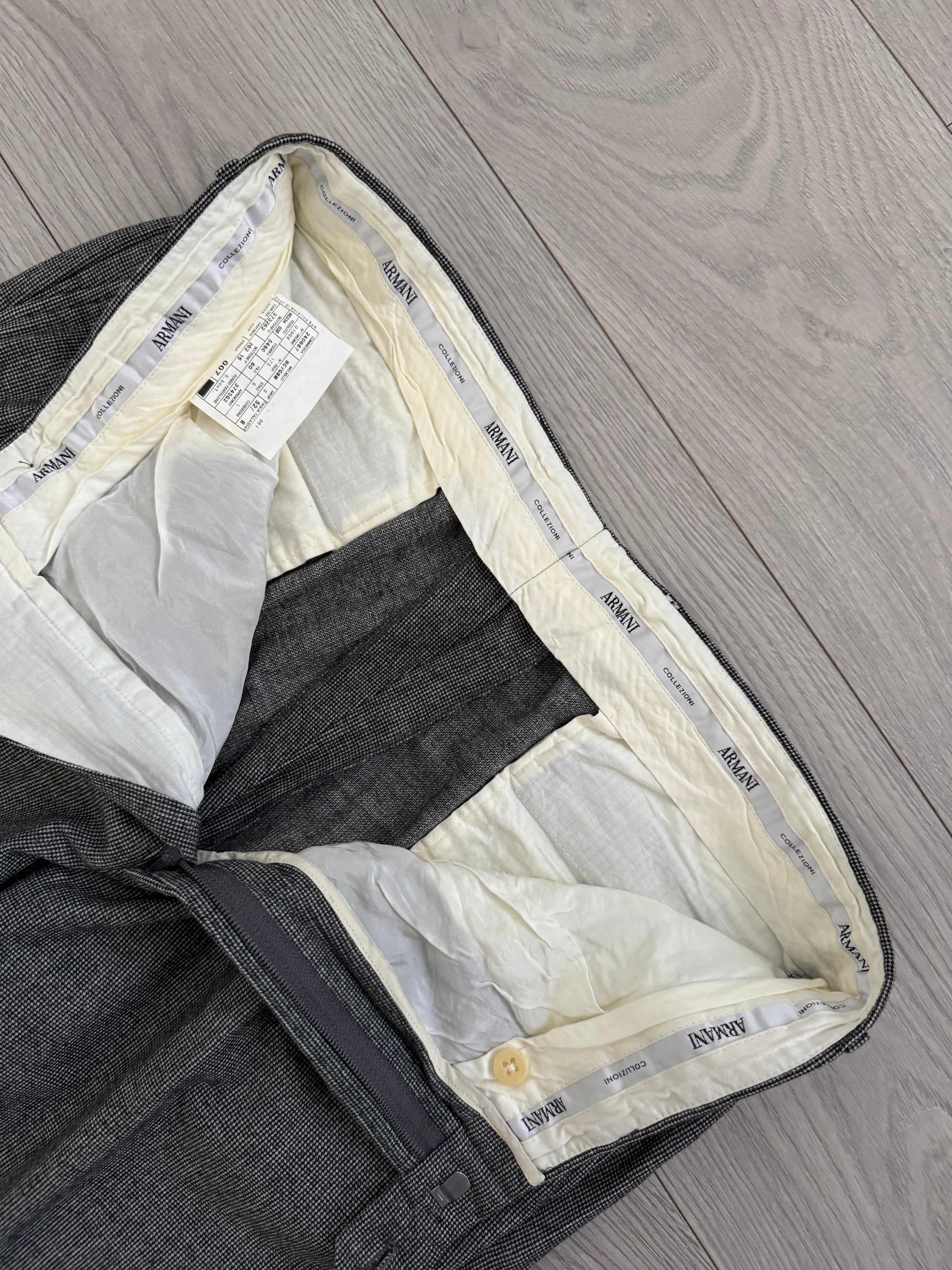 Armani 2000s Pleated Grey Wool Pants - Size 34" Waist