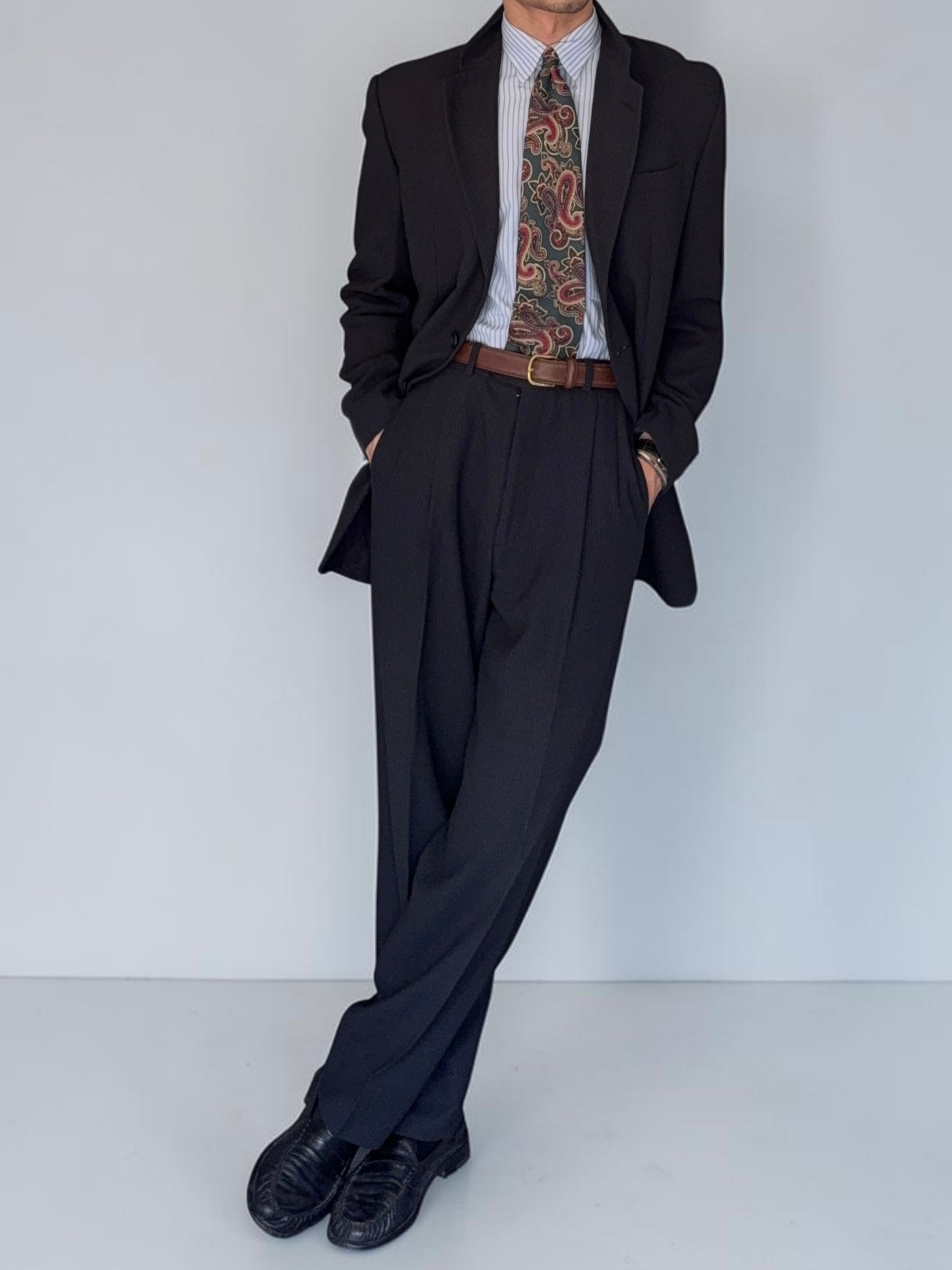 Armani 1990s 3B Draped Woven Wool Pleated Suit - Size L Jacket / 34" Waist