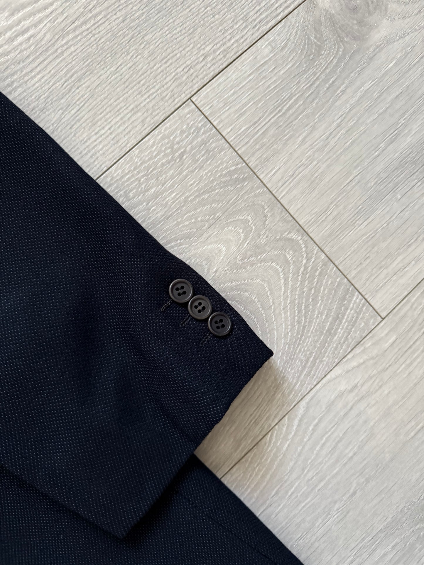 Giorgi Armani 1980s Pleated Double-Breasted Textured Suit - Size L Jacket / 34" Waist