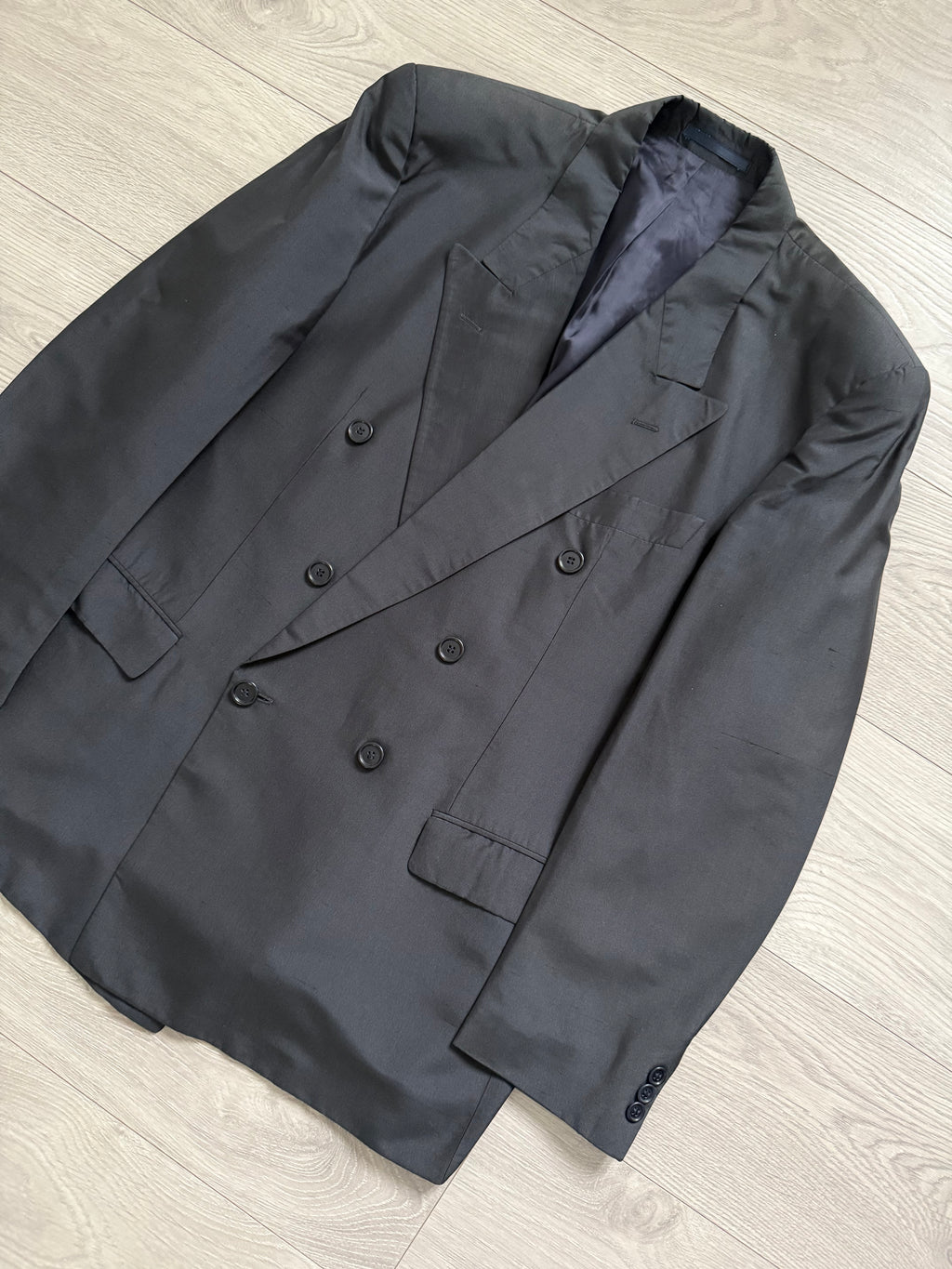 Hugo Boss 1980s 'Tango' Double Breasted Peaked Lapel Silk Suit - Size XL Jacket / 35" Waist