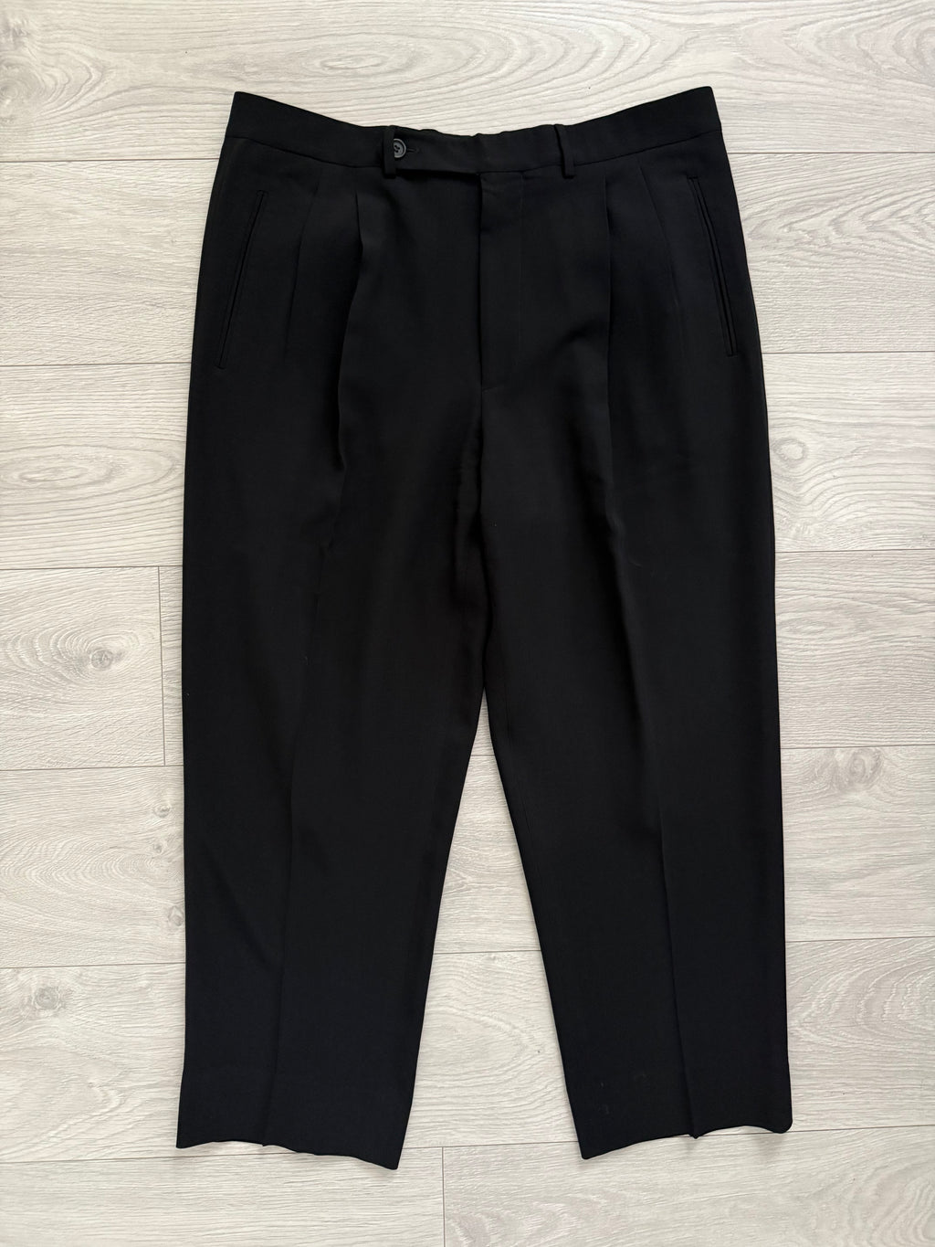 Giorgio Armani Black Label 1990s 3B Relaxed Draped Wool Suit Black - Size XL Jacket / 36" Waist